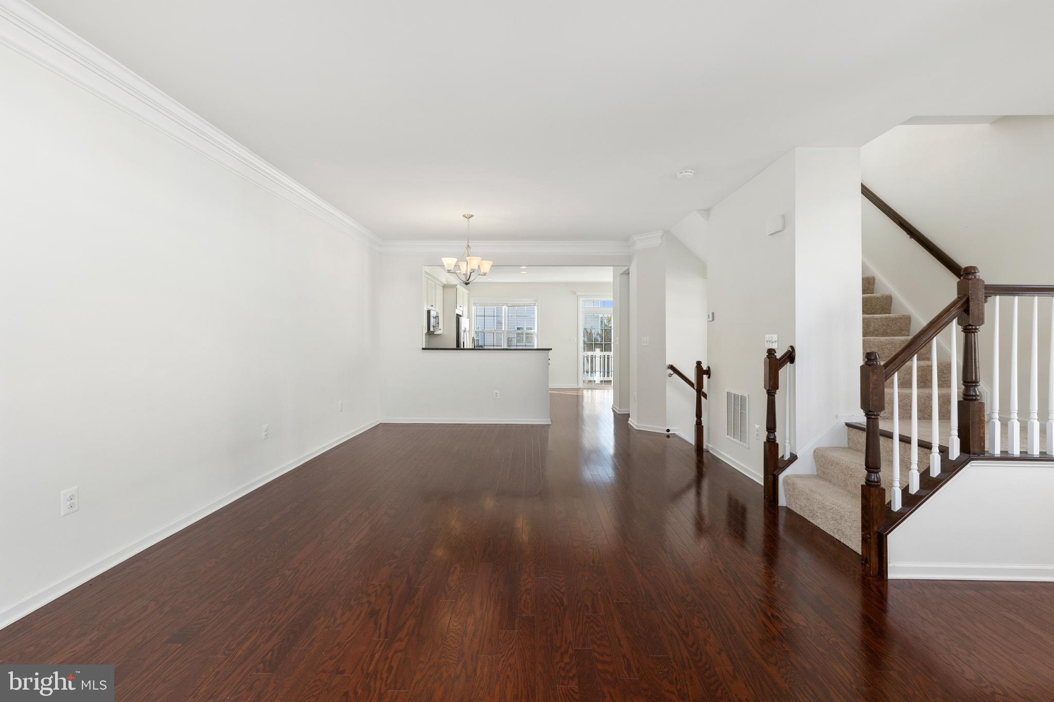 LOUDOUN VALLEY ESTATES 2 - Residential Lease