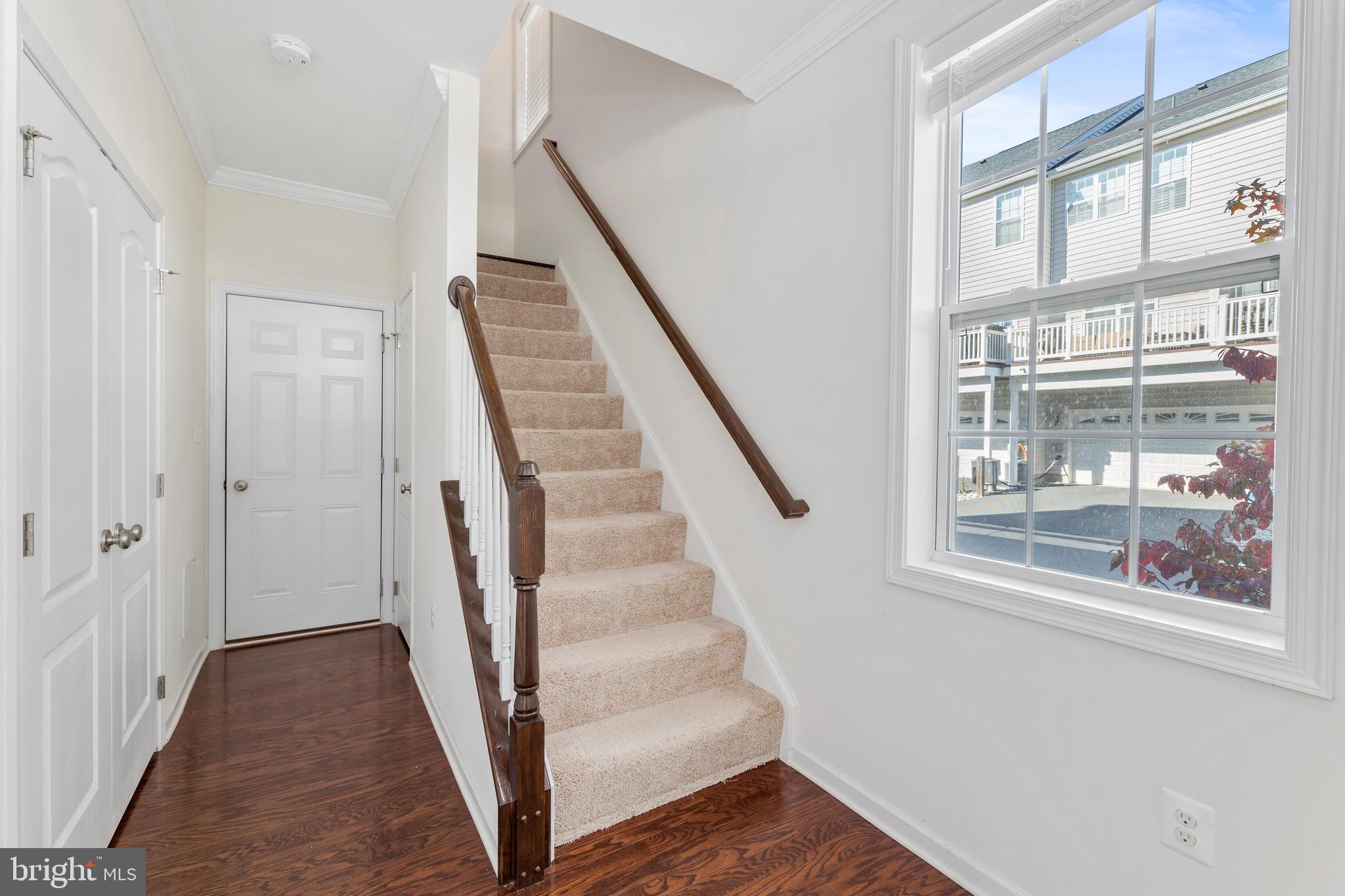 LOUDOUN VALLEY ESTATES 2 - Residential Lease