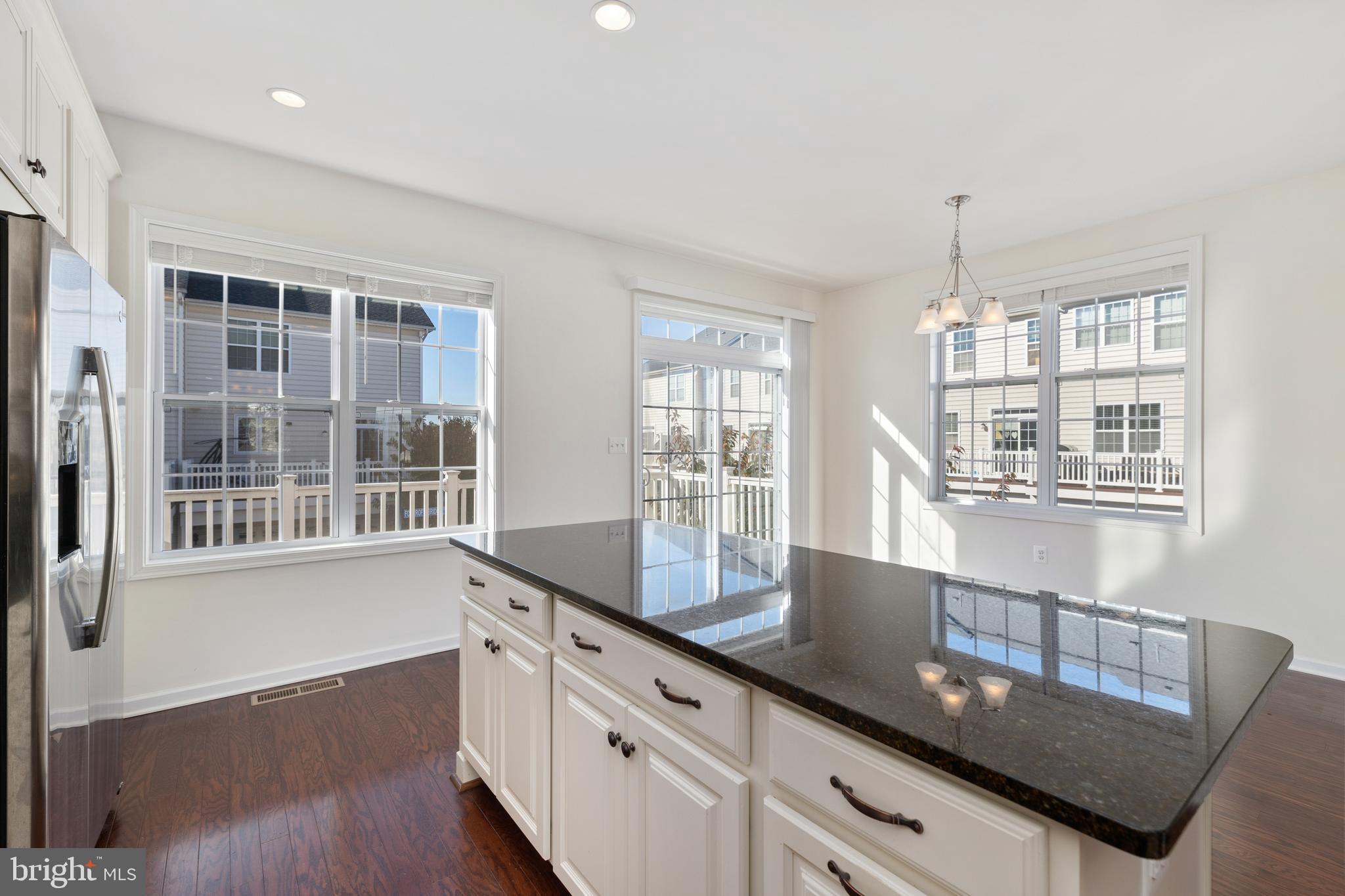 LOUDOUN VALLEY ESTATES 2 - Residential Lease