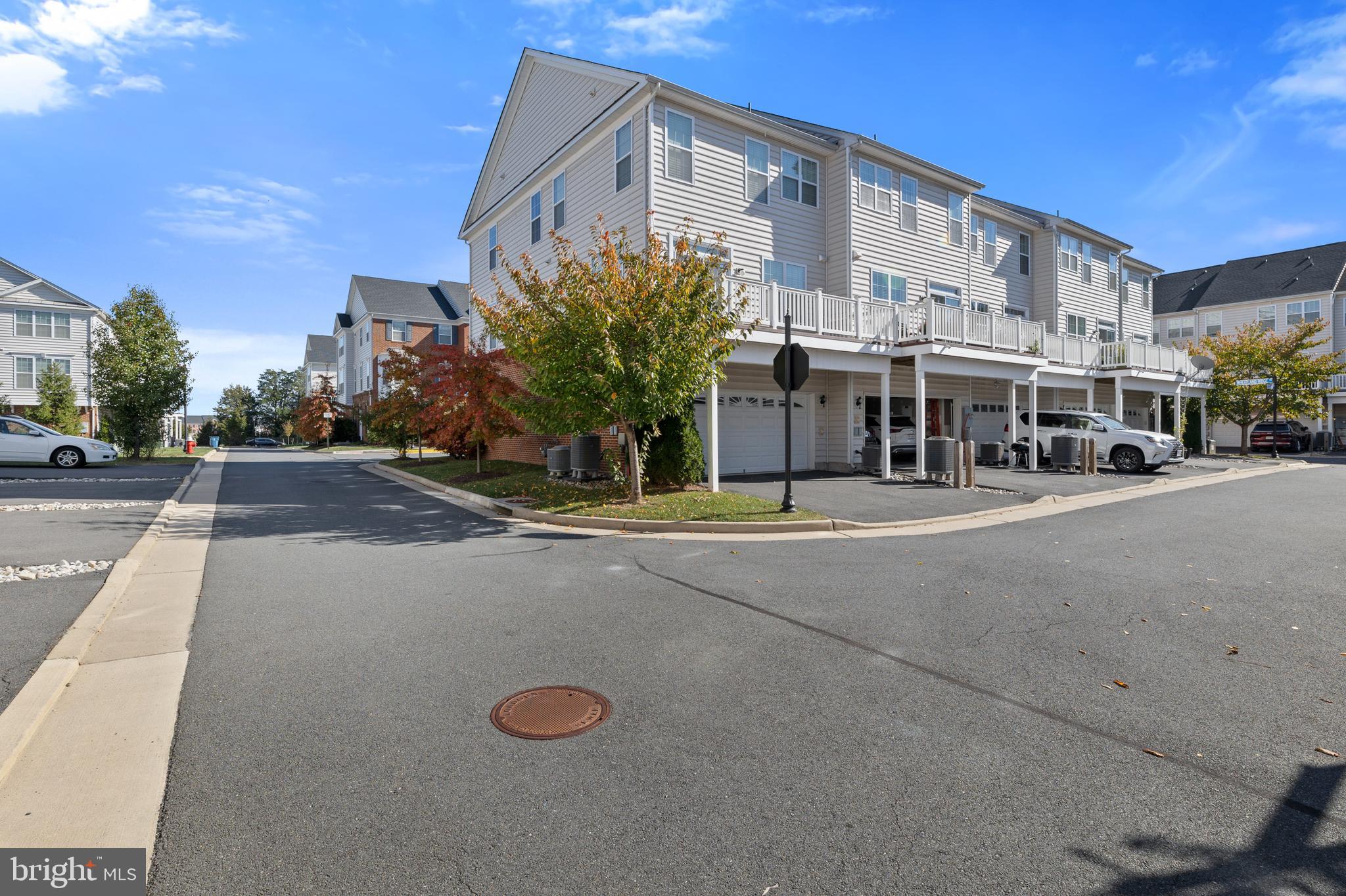 LOUDOUN VALLEY ESTATES 2 - Residential Lease