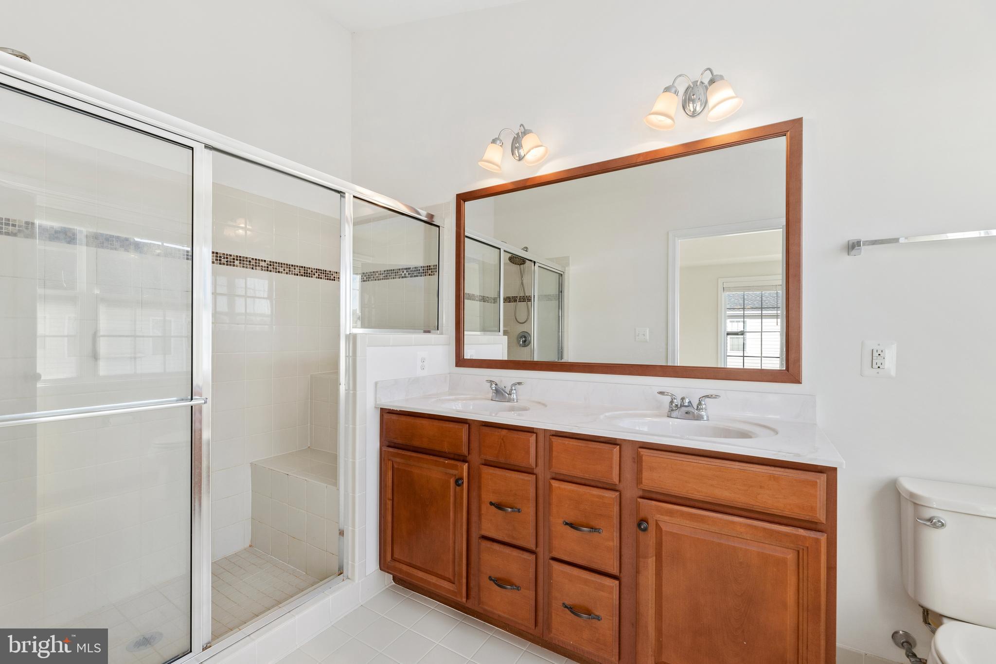 LOUDOUN VALLEY ESTATES 2 - Residential Lease