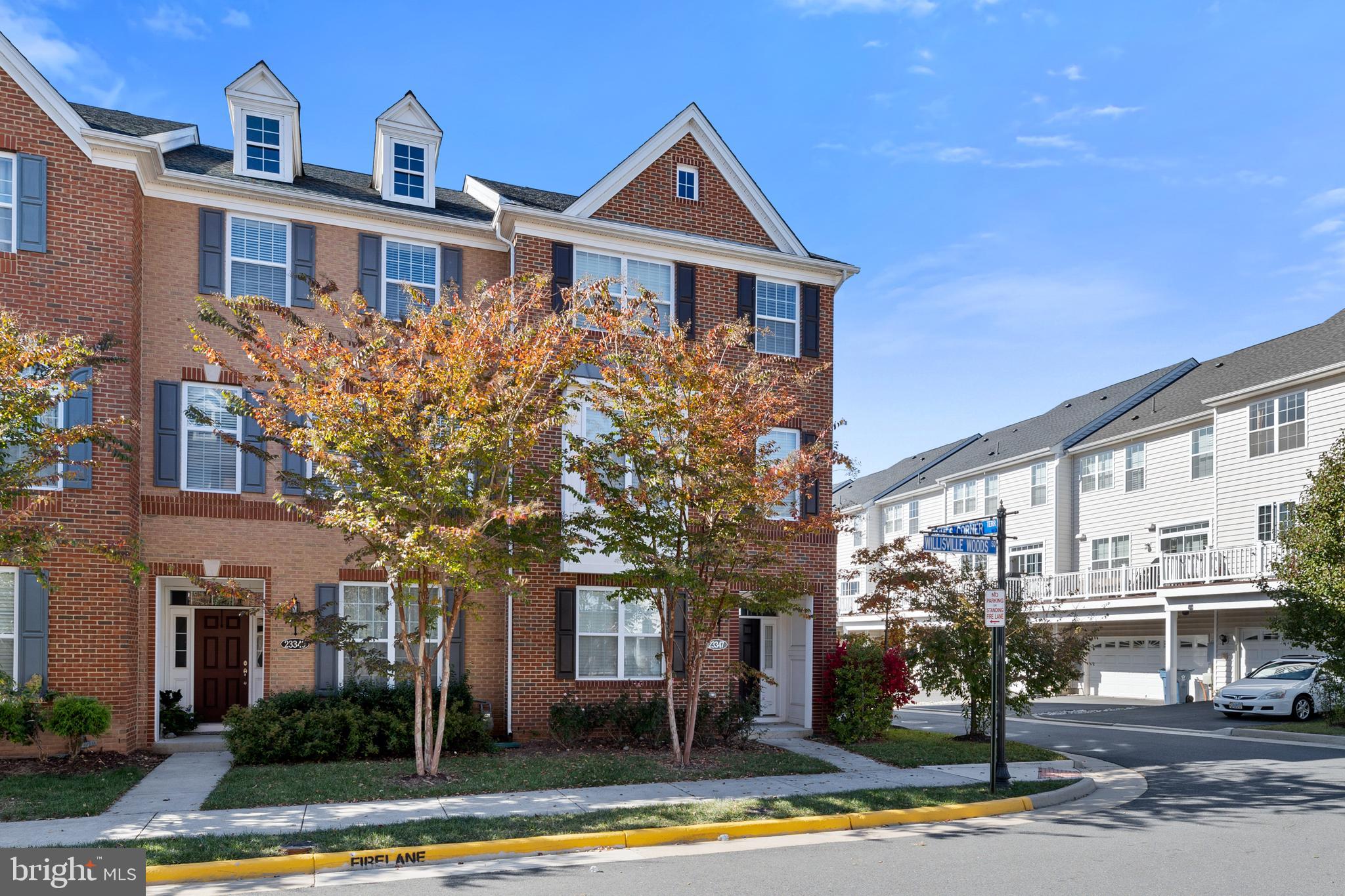 LOUDOUN VALLEY ESTATES 2 - Residential Lease