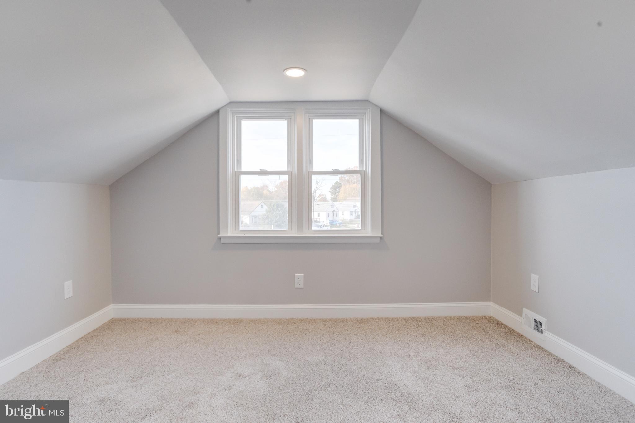 MARLYN TERRACE - Residential