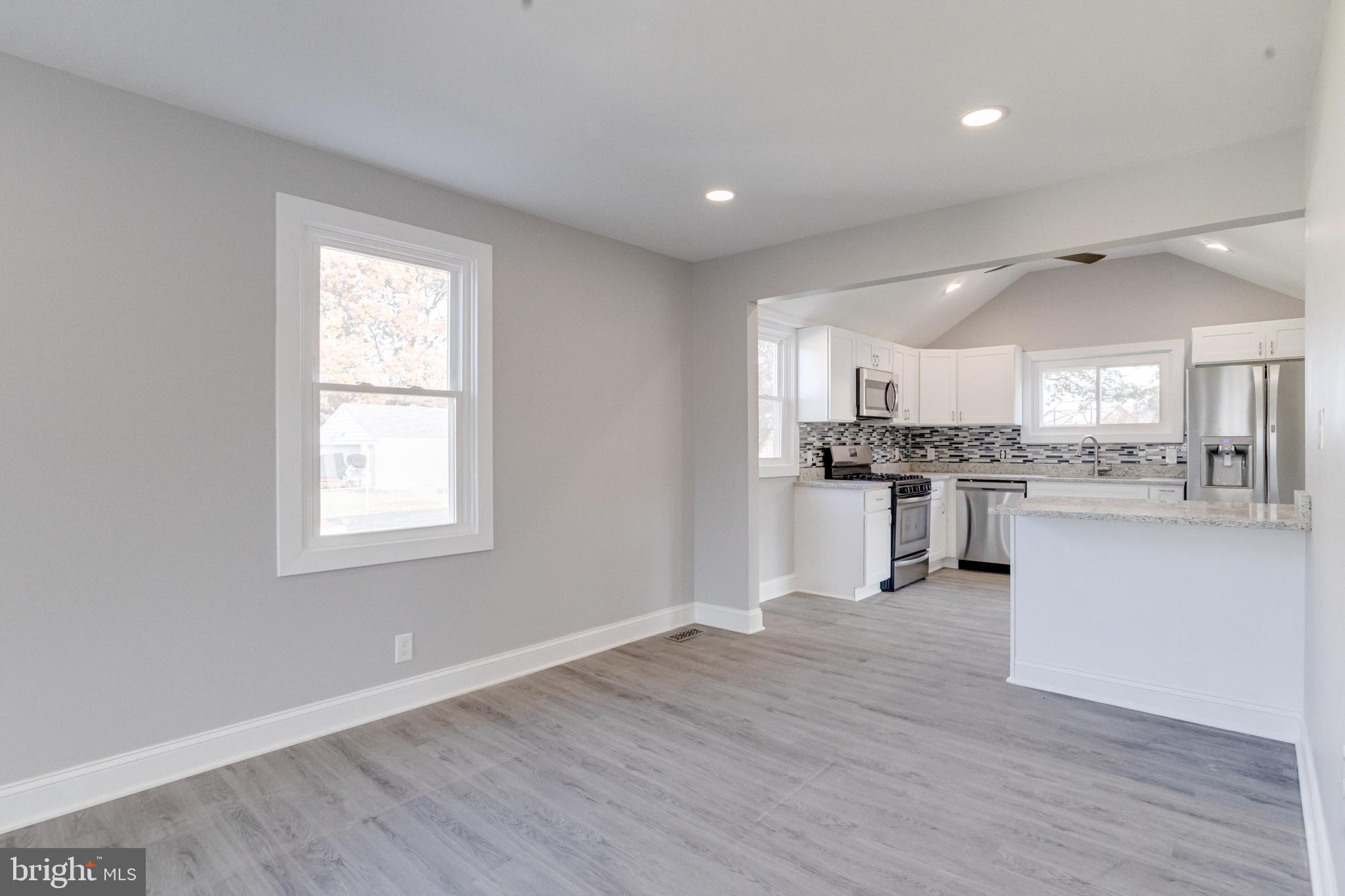 MARLYN TERRACE - Residential