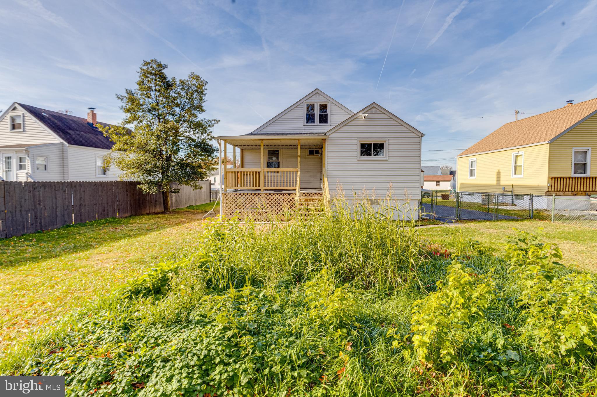 MARLYN TERRACE - Residential