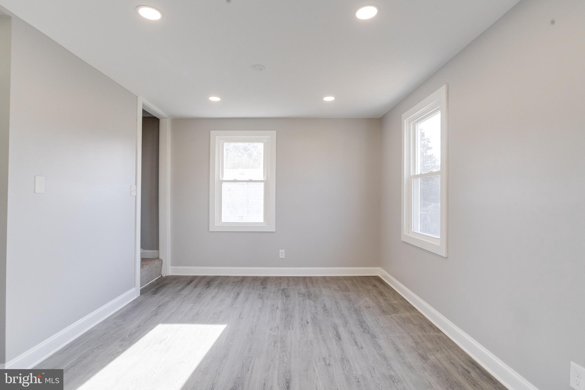 MARLYN TERRACE - Residential