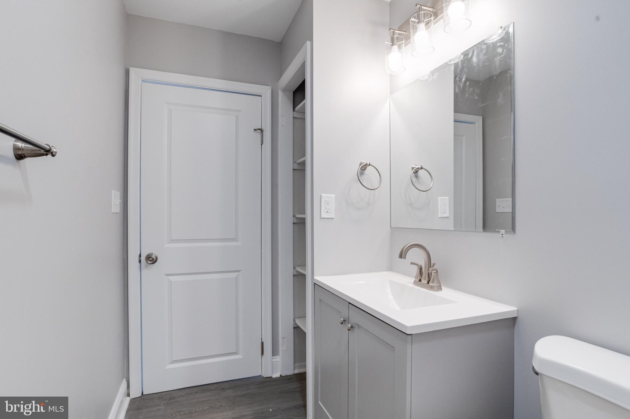 MARLYN TERRACE - Residential