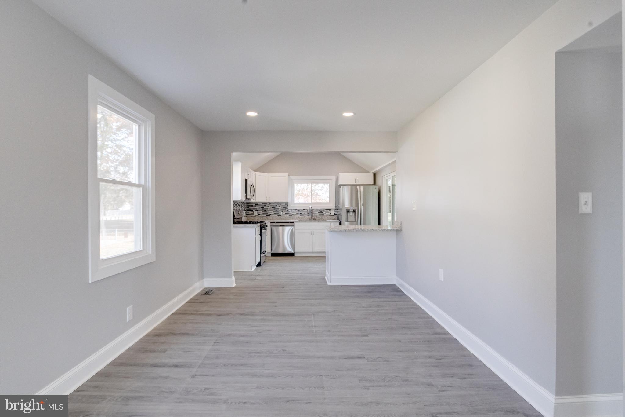 MARLYN TERRACE - Residential