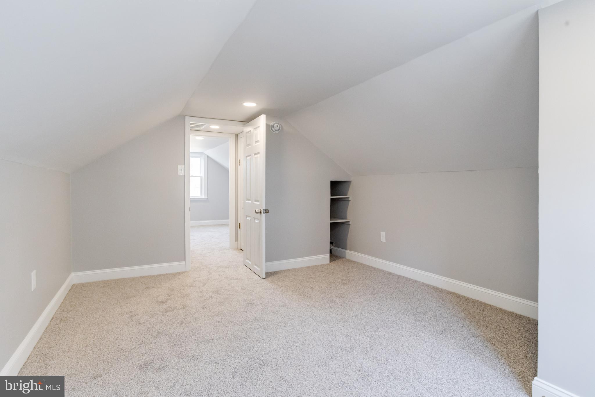 MARLYN TERRACE - Residential