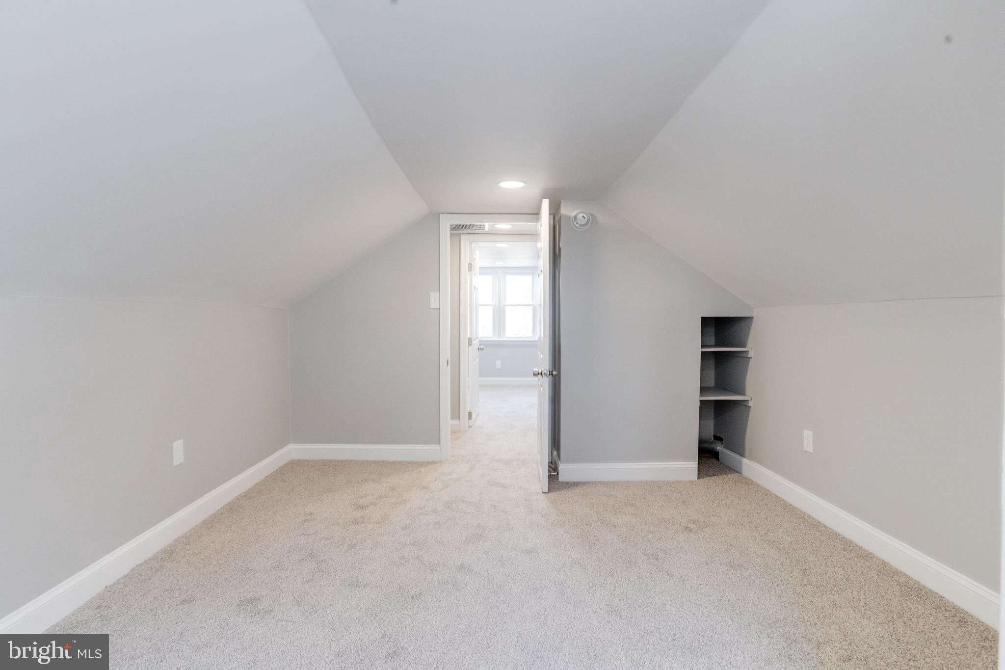 MARLYN TERRACE - Residential