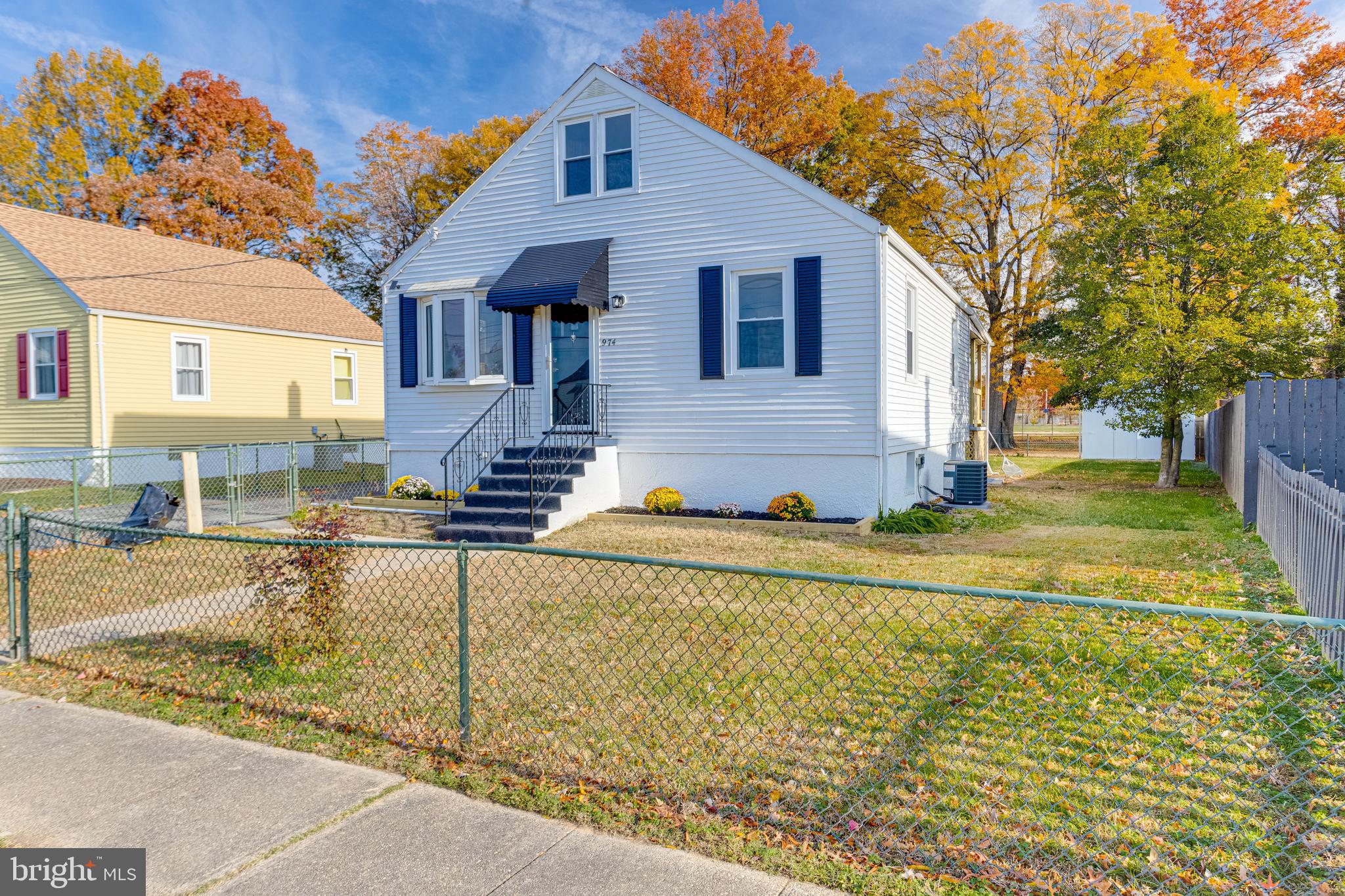 MARLYN TERRACE - Residential