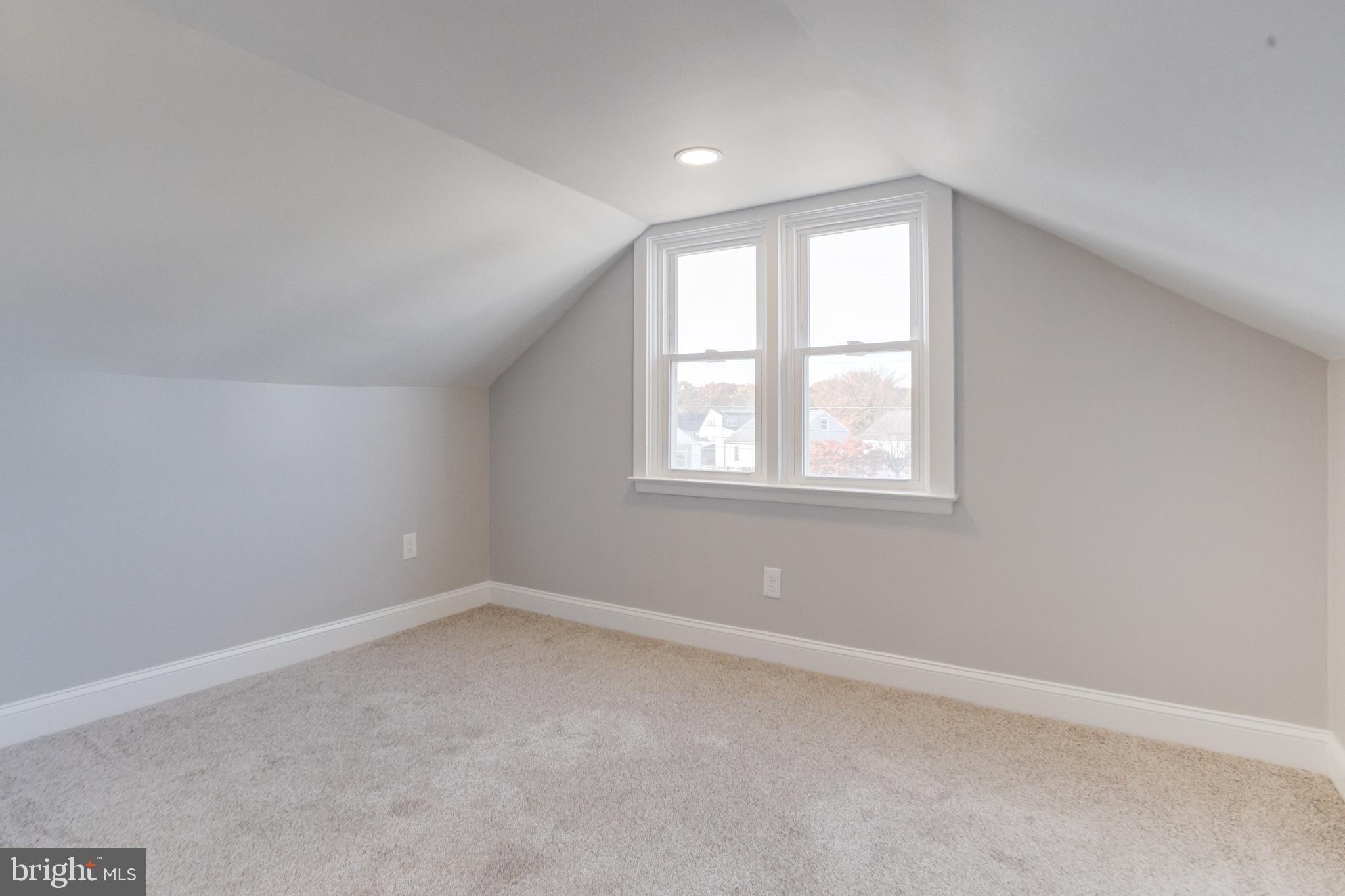 MARLYN TERRACE - Residential