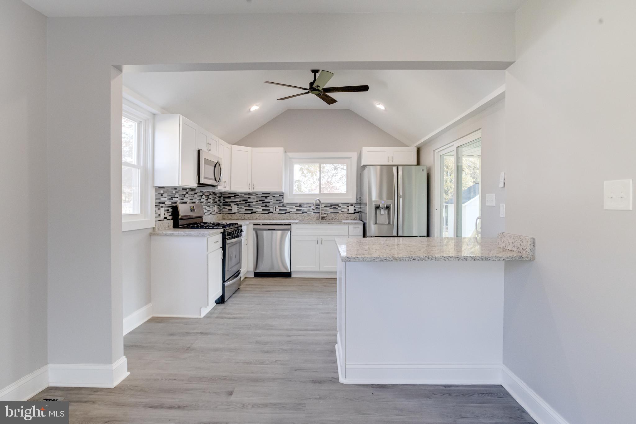 MARLYN TERRACE - Residential