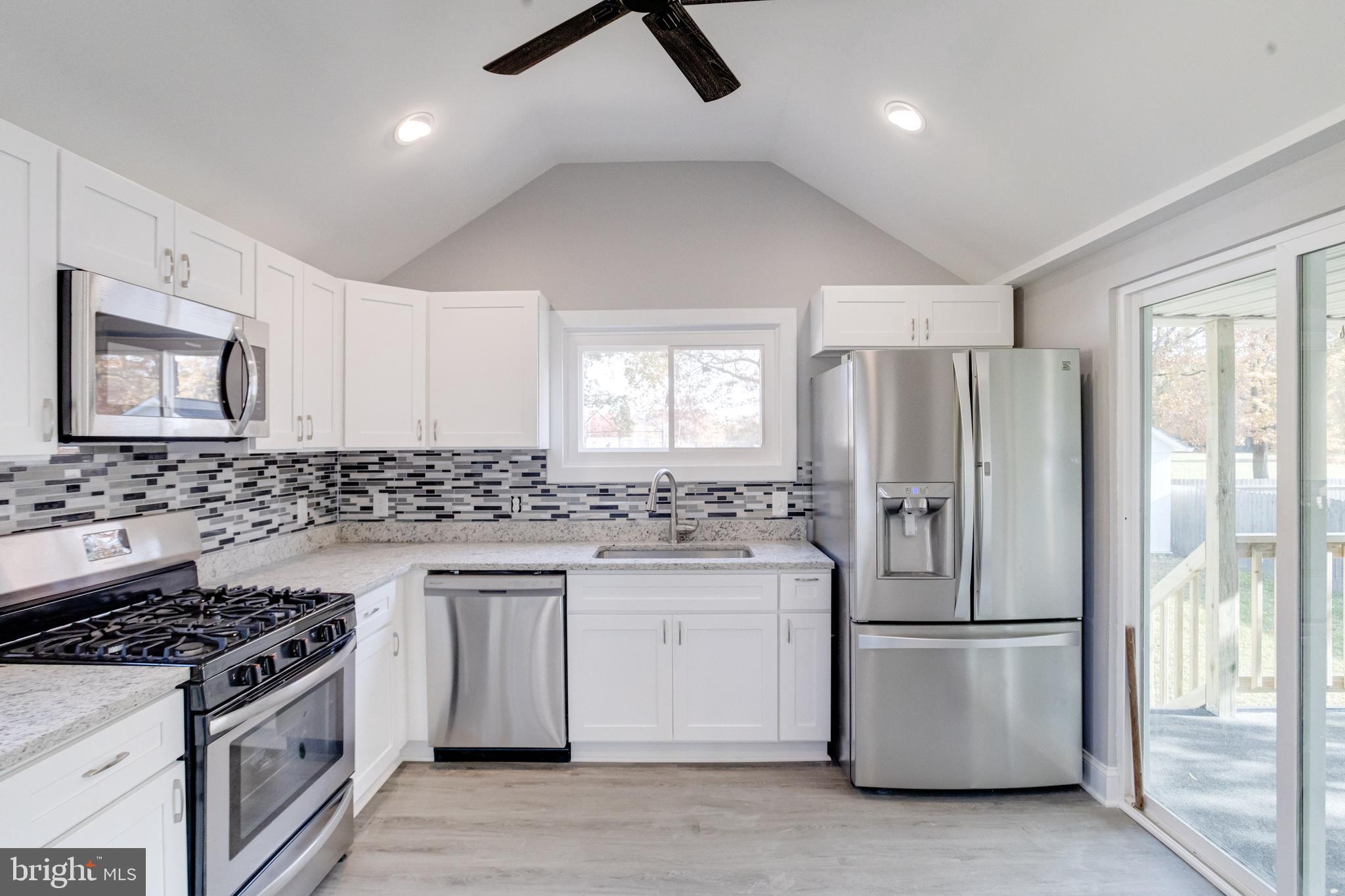 MARLYN TERRACE - Residential