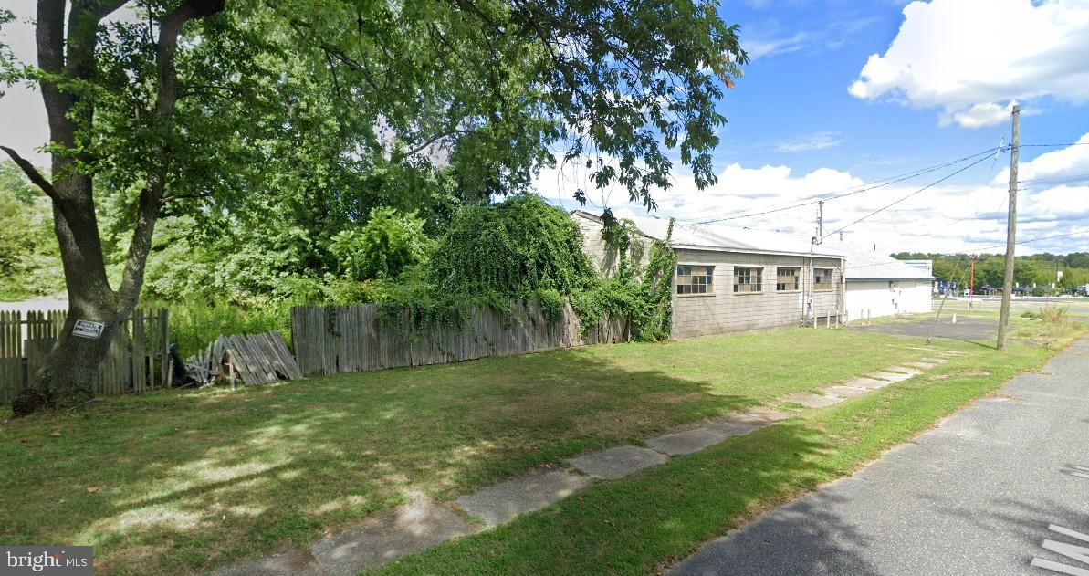 3221 BLACK HORSE PIKE