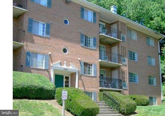 RIVER TERRACE - Residential