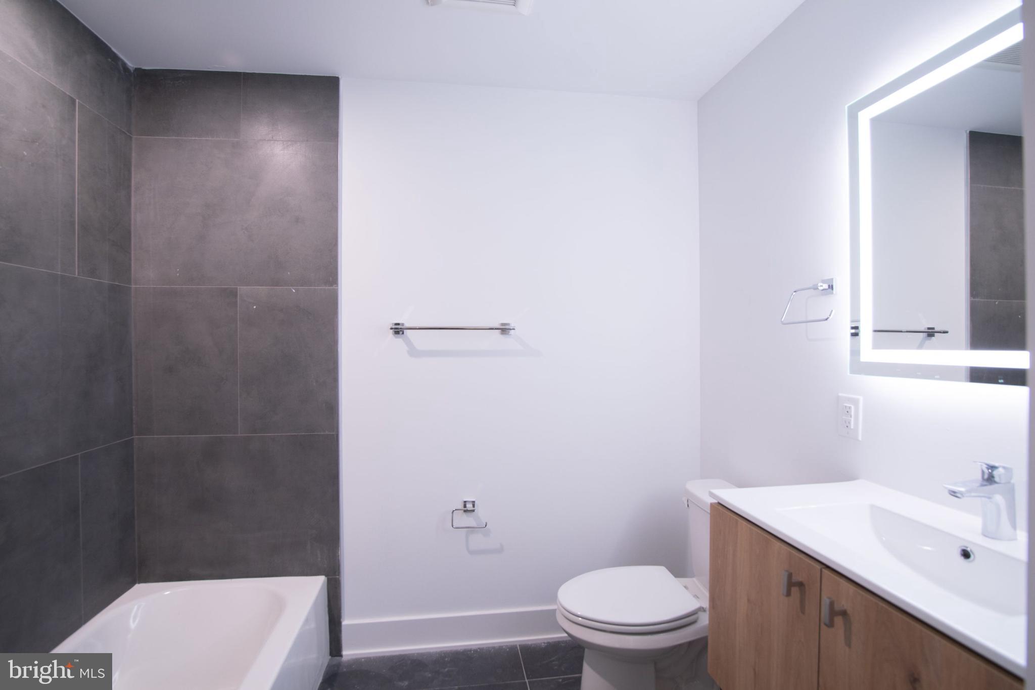 FISHTOWN - Residential Lease