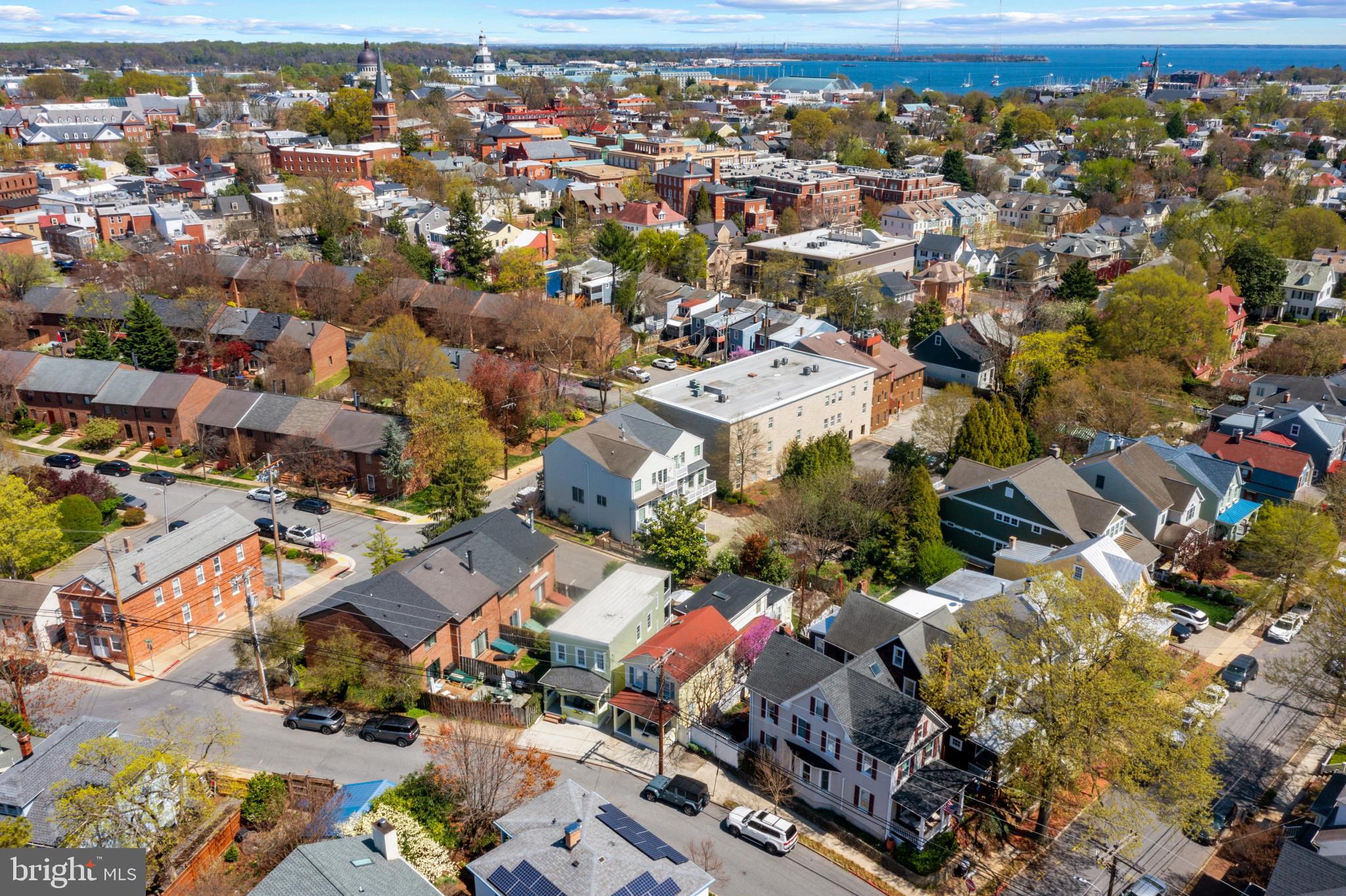 MURRAY HILL - Residential