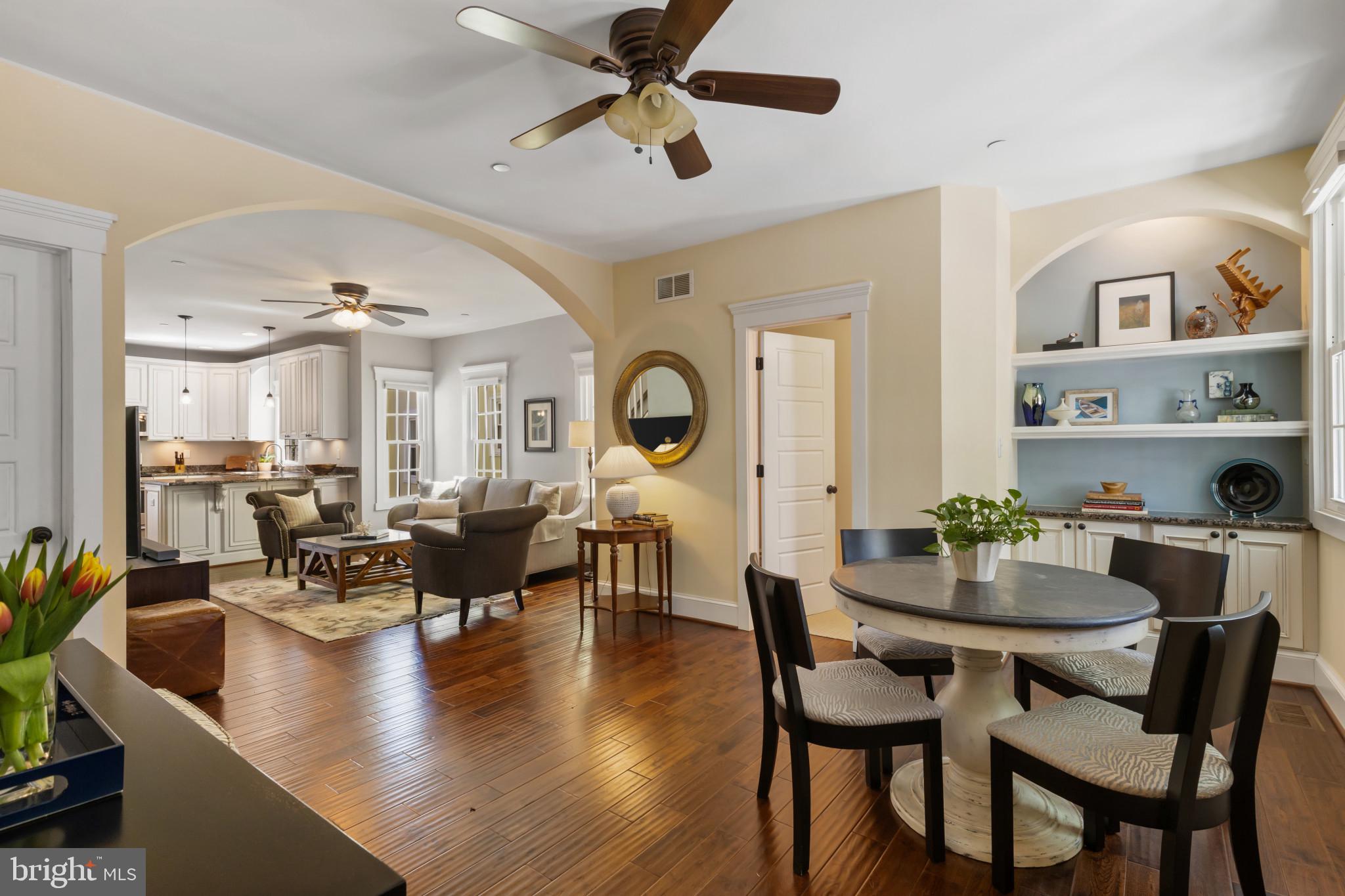 MURRAY HILL - Residential