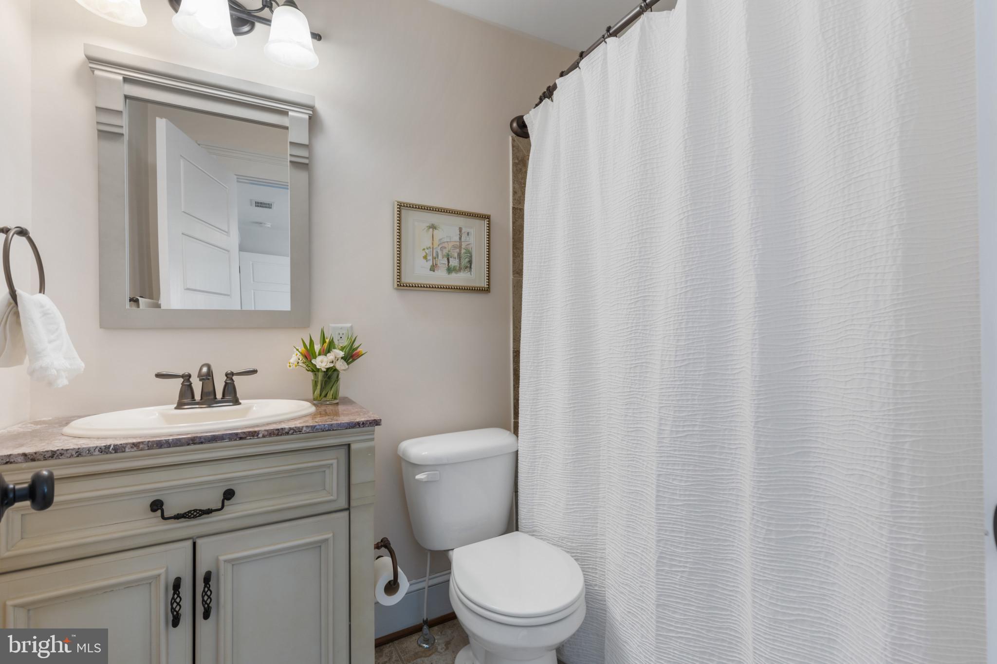 MURRAY HILL - Residential