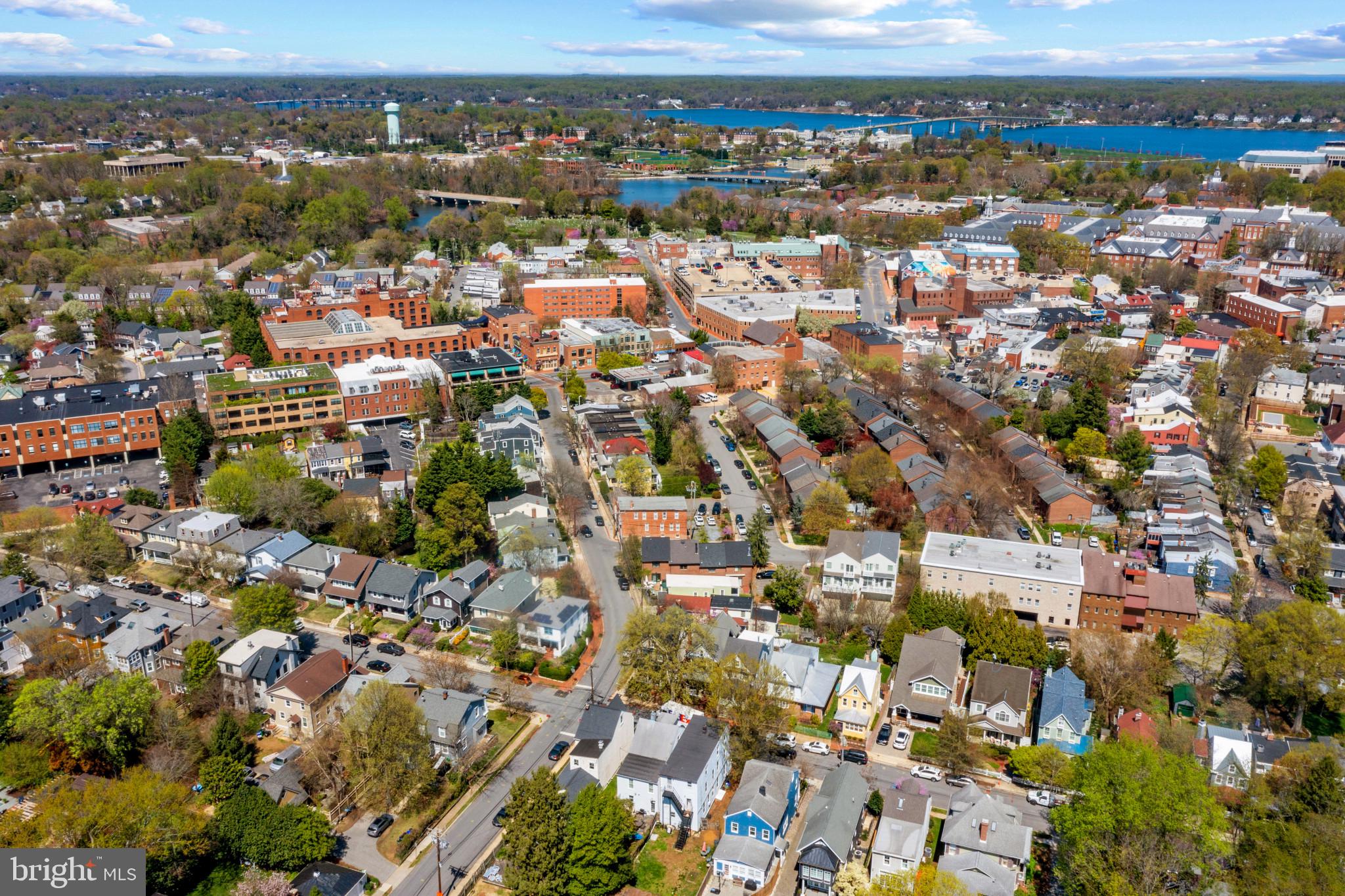 MURRAY HILL - Residential