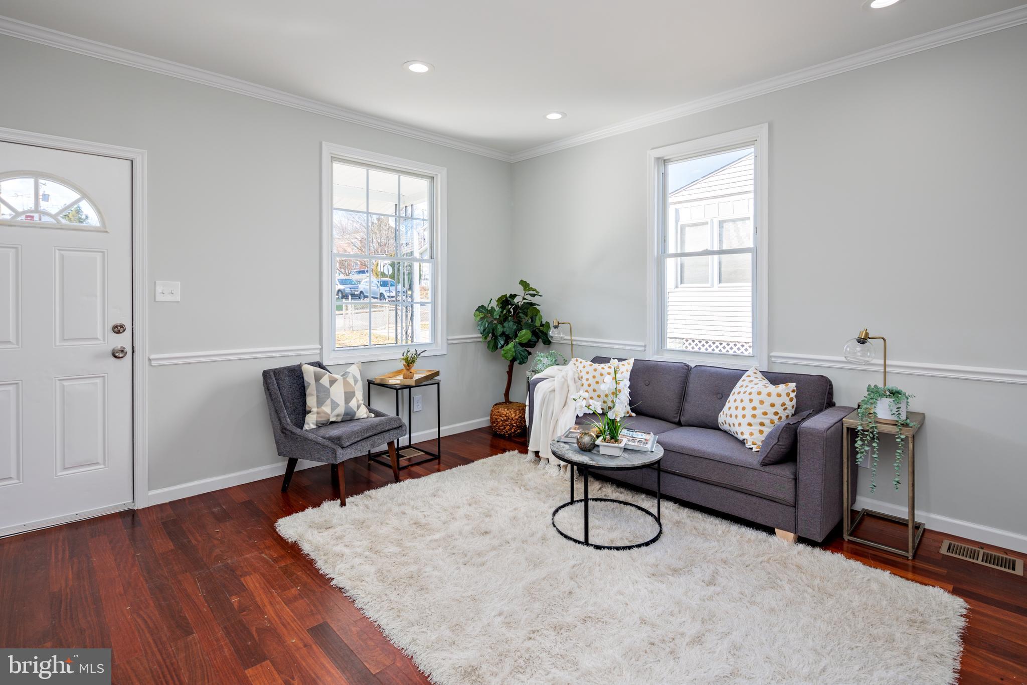 FRANKFORD - Residential