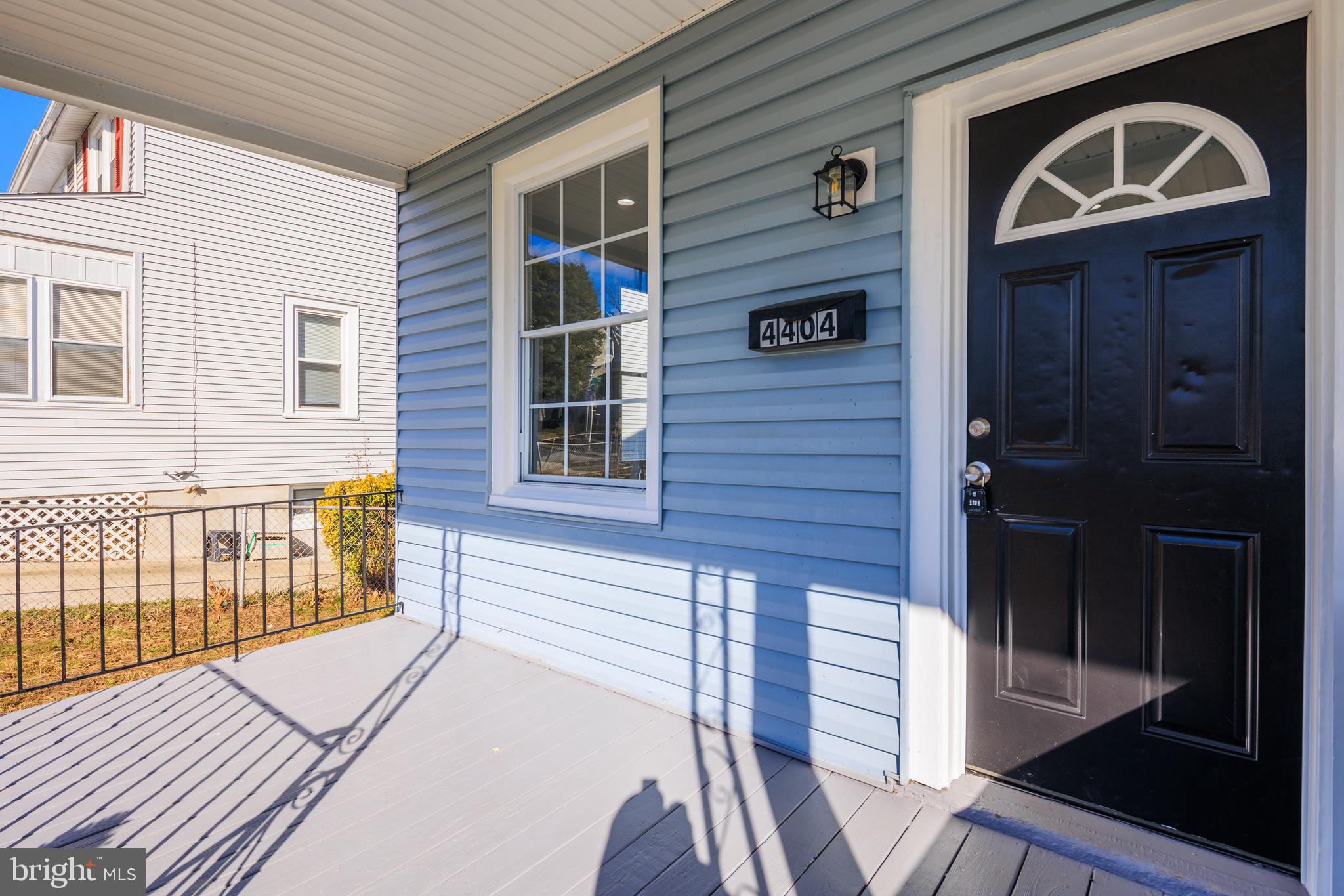 FRANKFORD - Residential