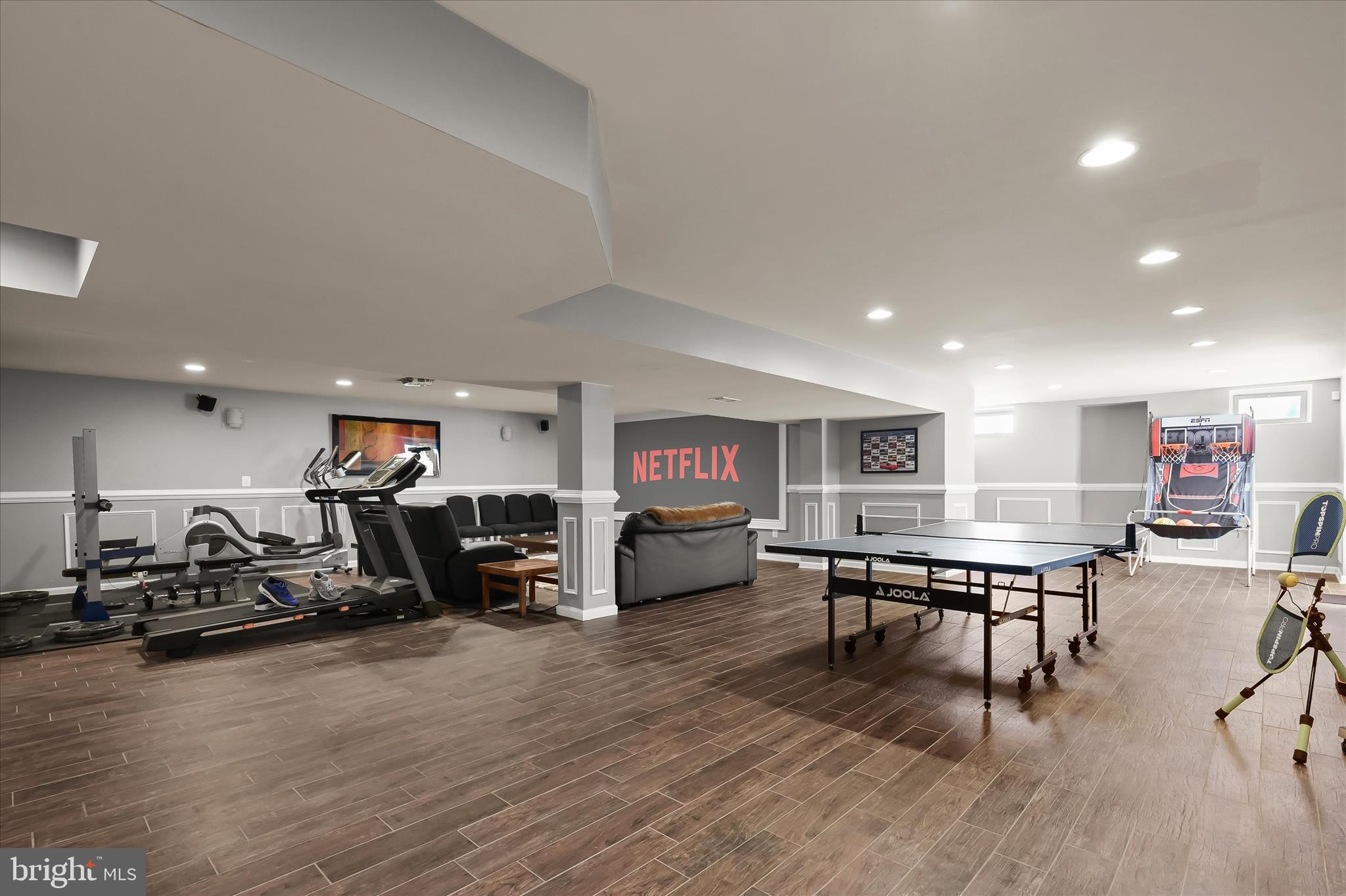 PINDELL CHASE - Residential