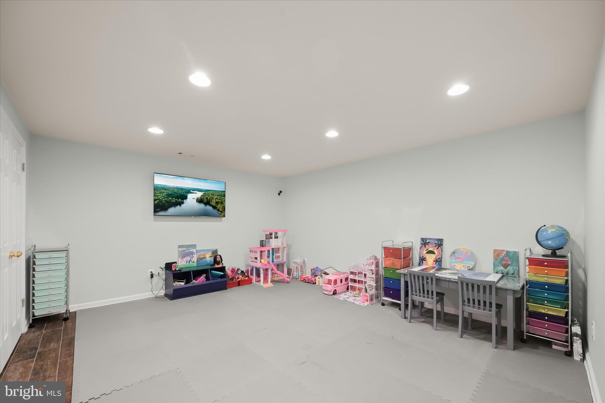 PINDELL CHASE - Residential