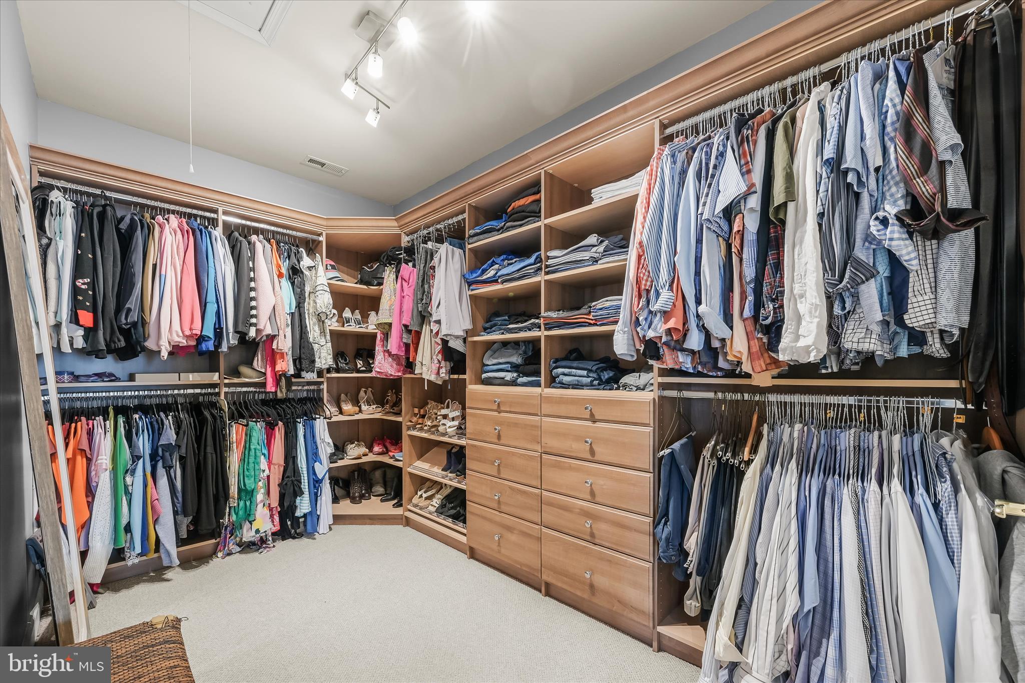 PINDELL CHASE - Residential