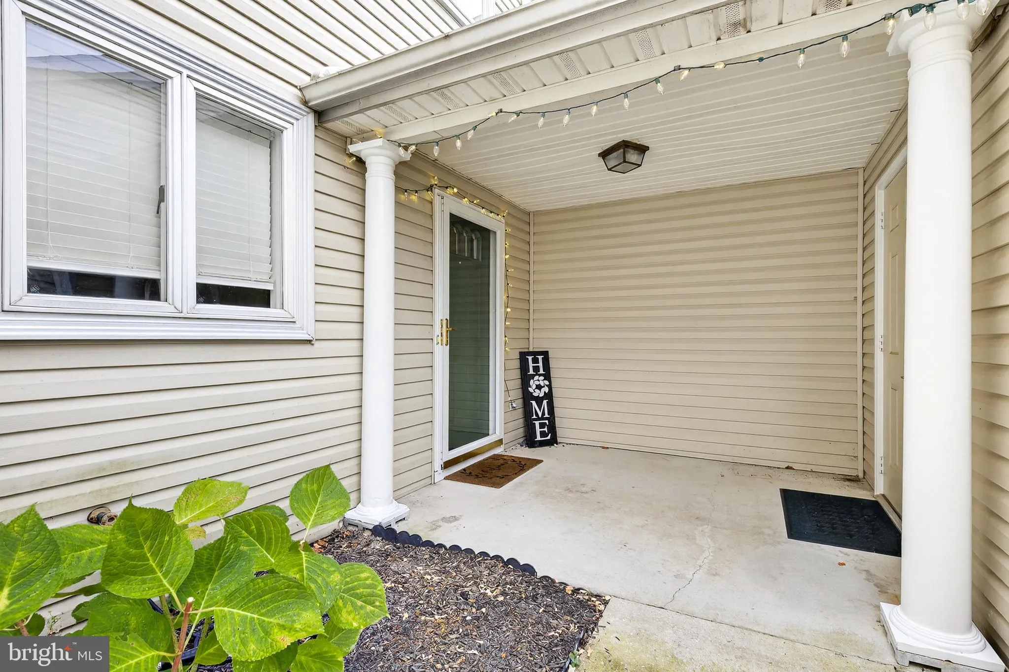 New Cumberland, Pennsylvania 17070, United States, 2 Bedrooms Bedrooms, ,3 BathroomsBathrooms,Residential,Contingent,216452