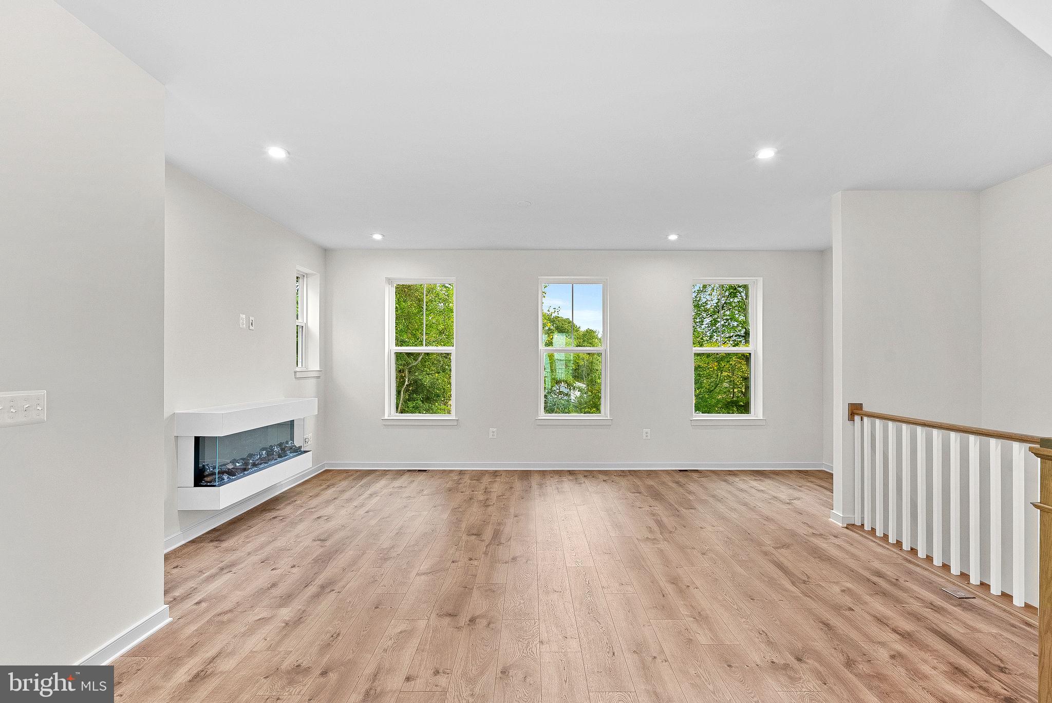 CASCADE LANDING - Residential