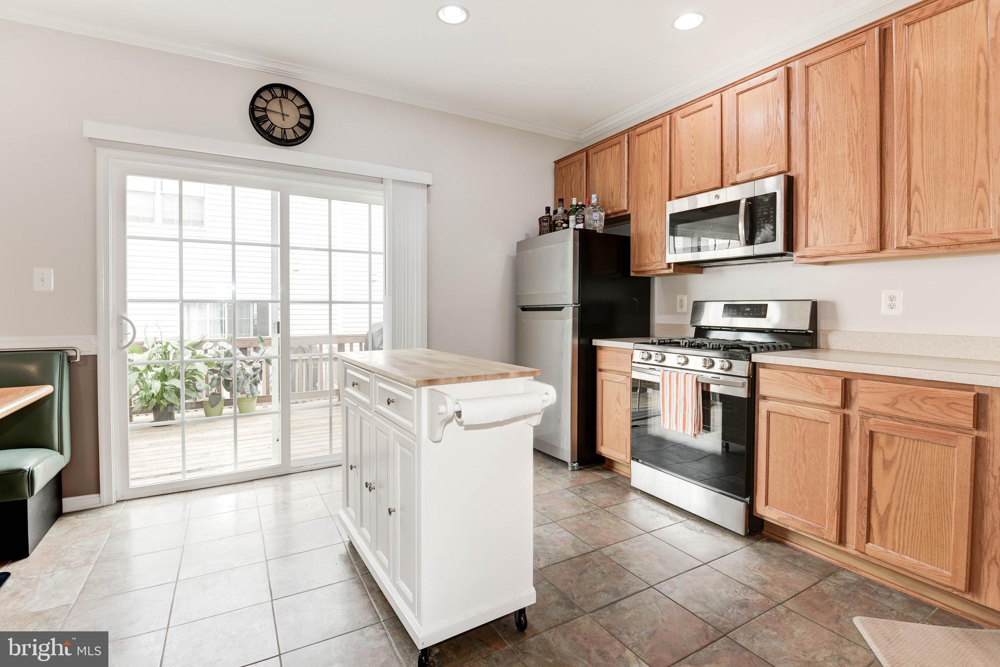 HEARTHSIDE AT FLYNNS CROSSING - Residential