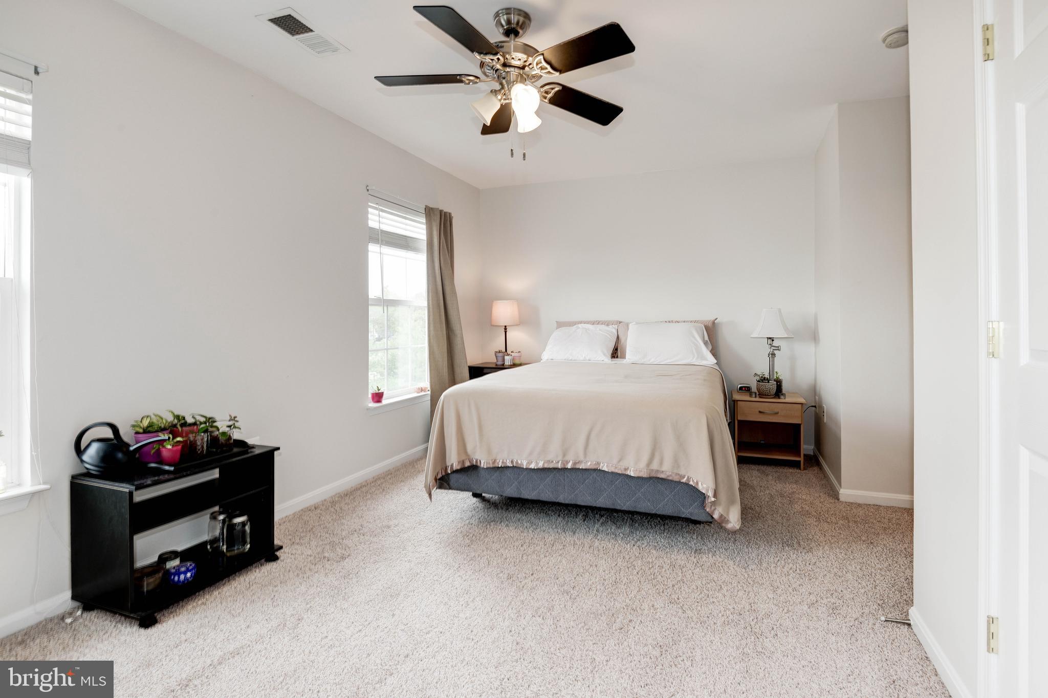 HEARTHSIDE AT FLYNNS CROSSING - Residential