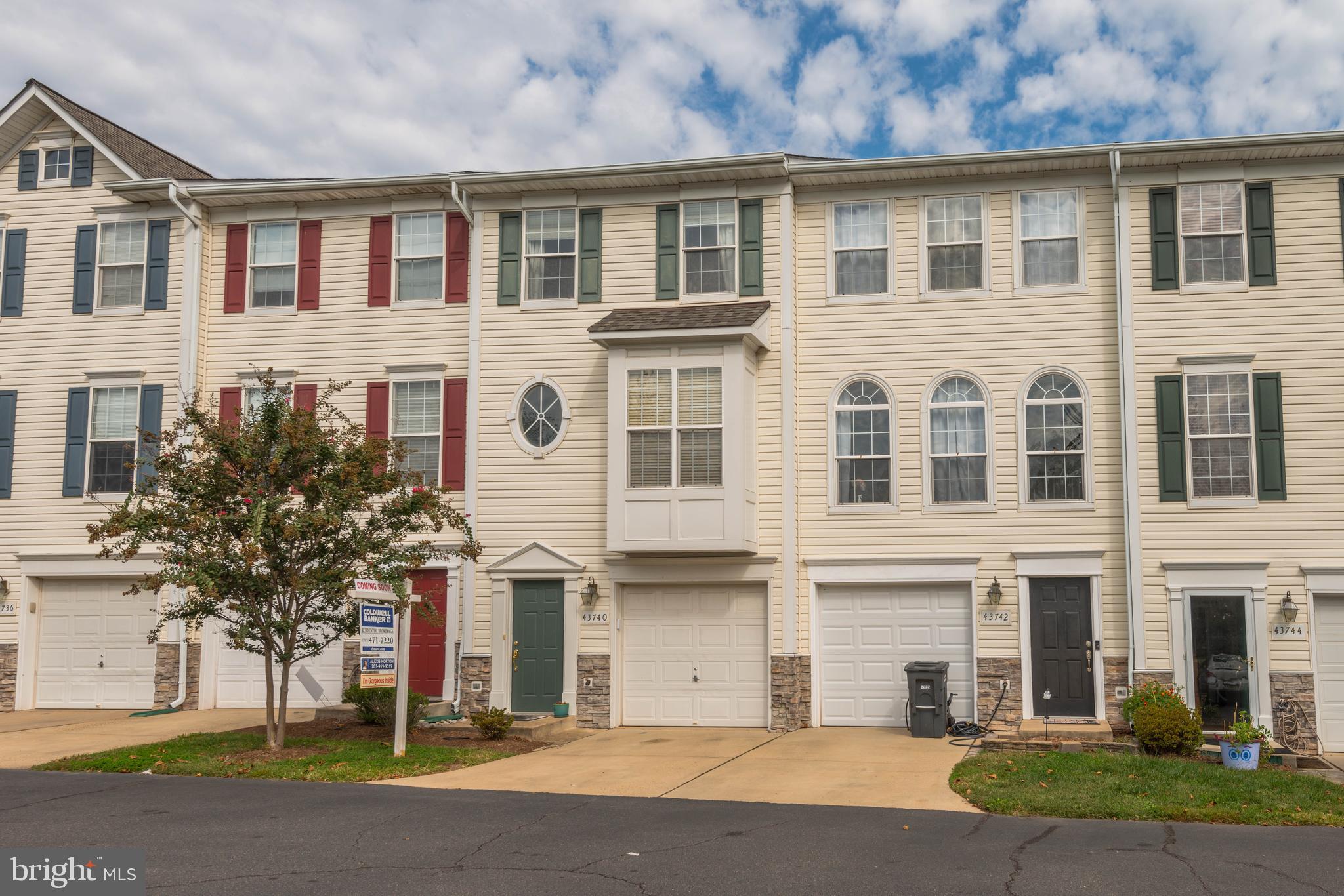 HEARTHSIDE AT FLYNNS CROSSING - Residential