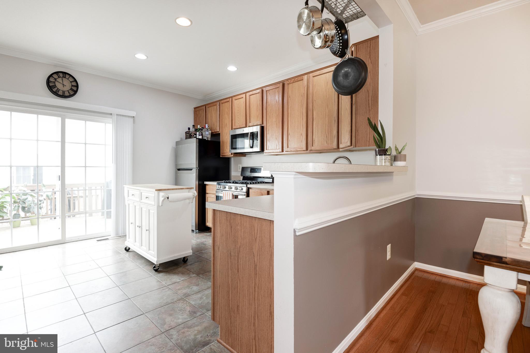 HEARTHSIDE AT FLYNNS CROSSING - Residential