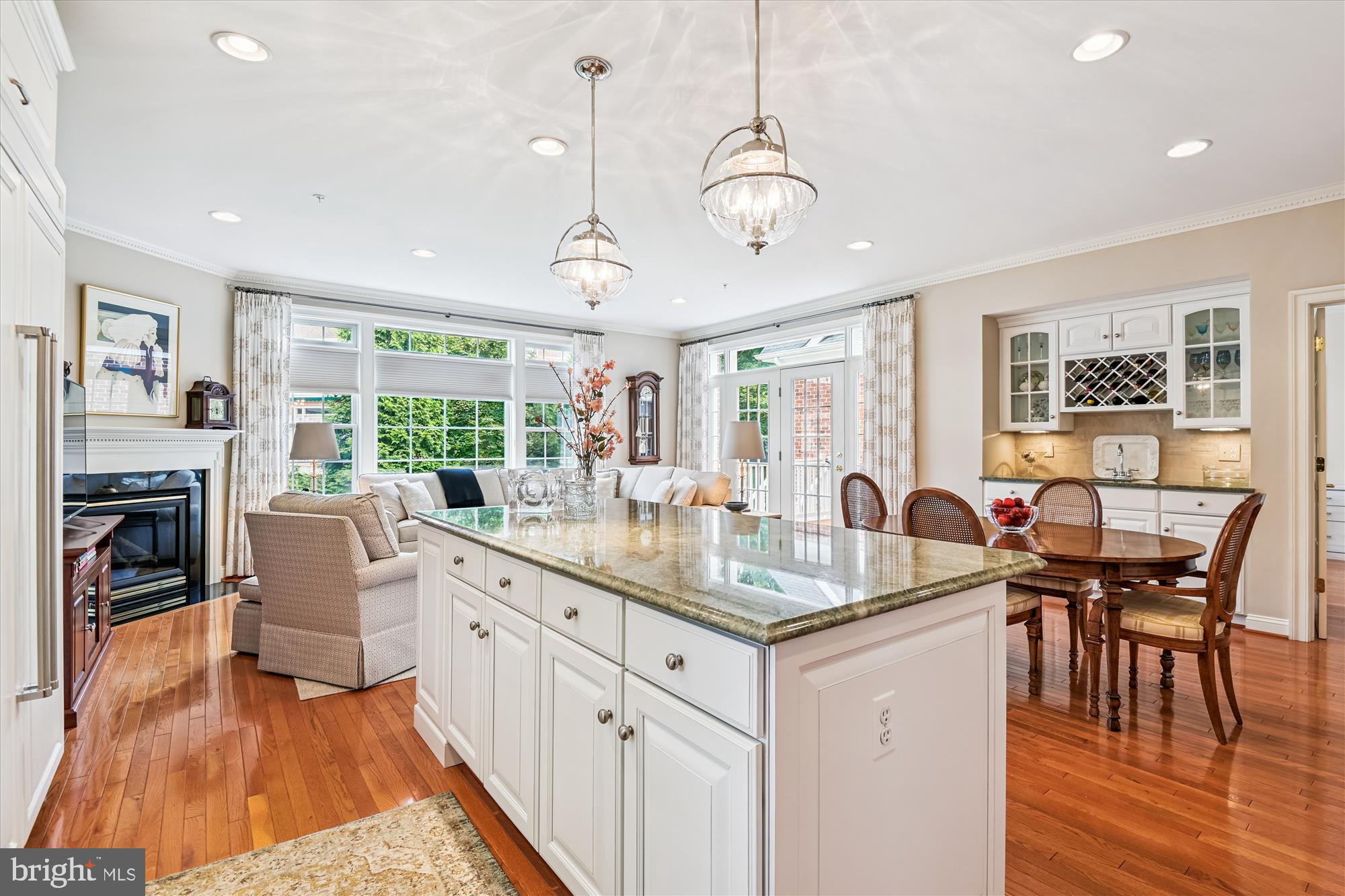 DUNLOY TOWNHOME - Residential