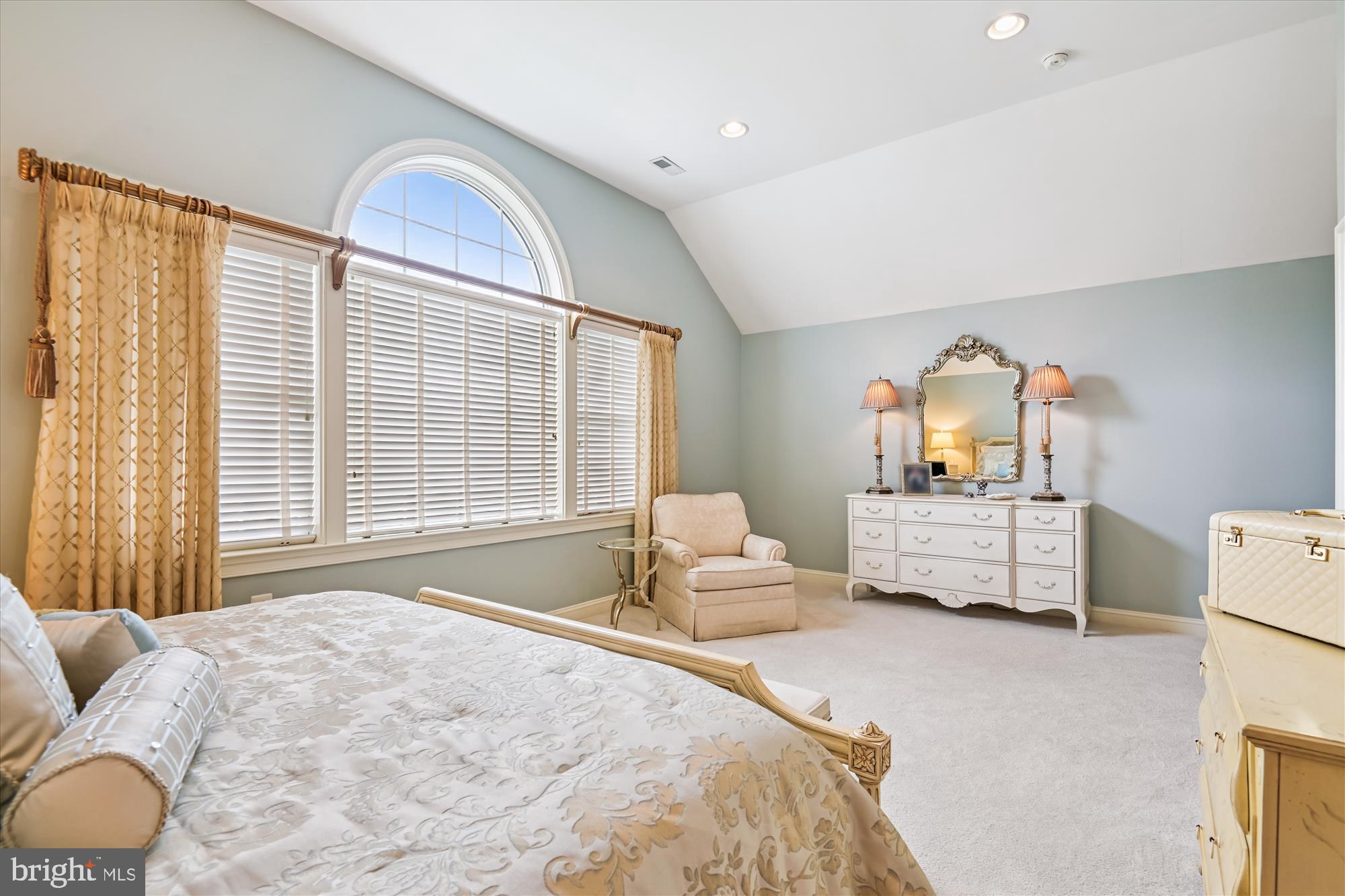 DUNLOY TOWNHOME - Residential