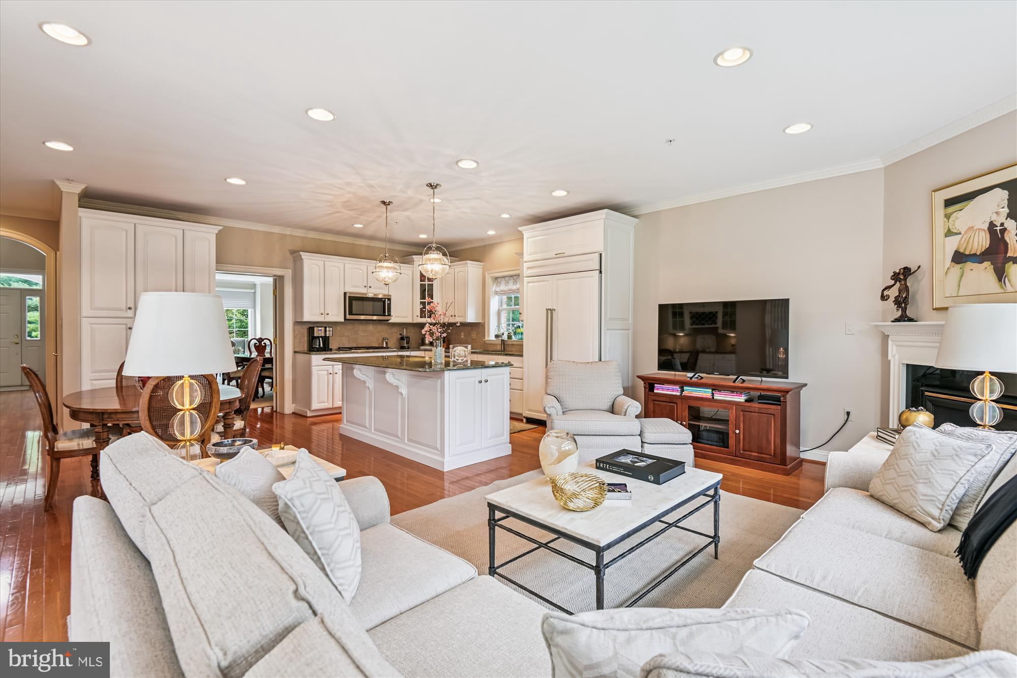 DUNLOY TOWNHOME - Residential