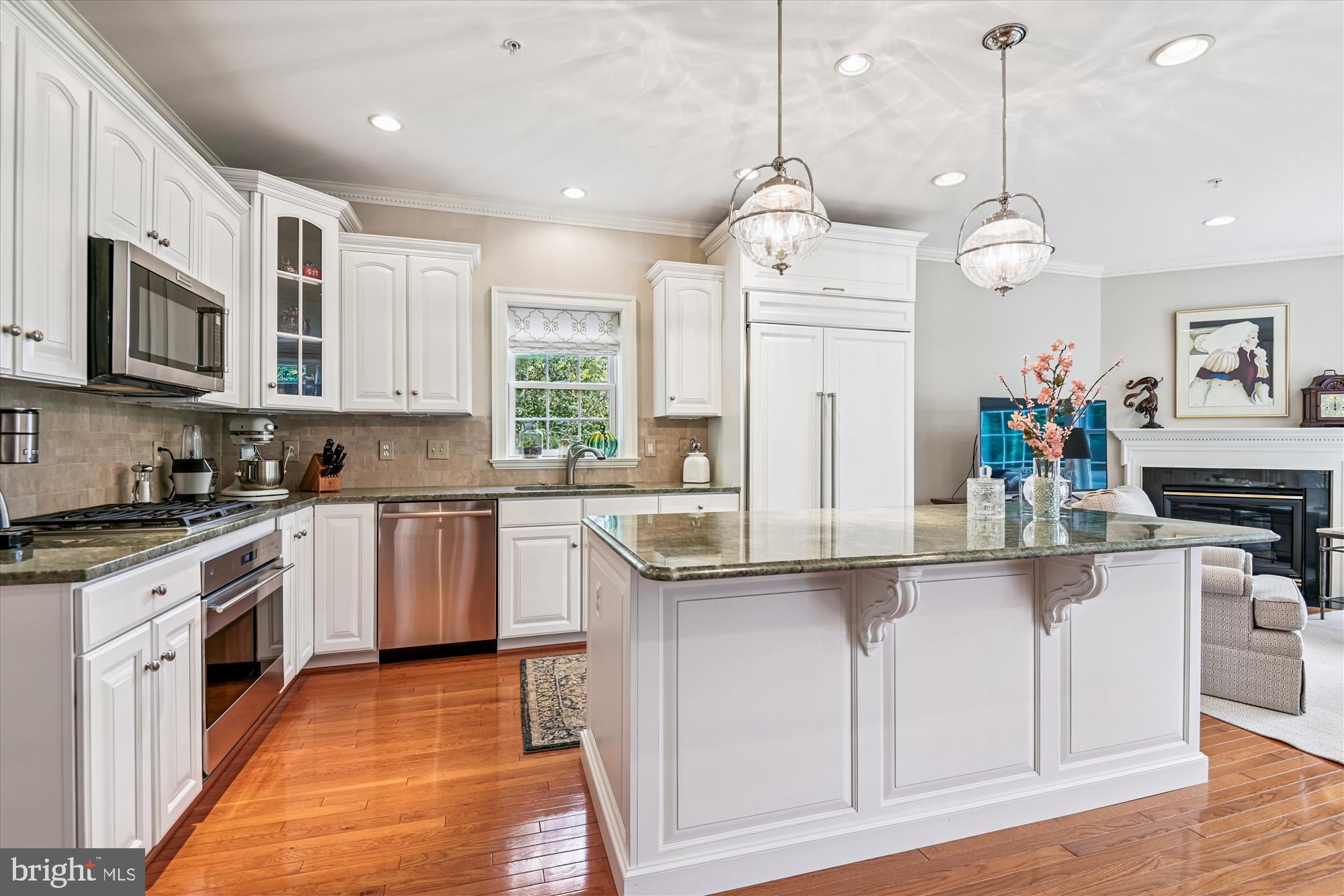 DUNLOY TOWNHOME - Residential