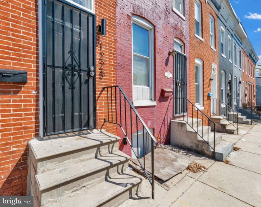Step into this beautifully renovated interior row home offering the perfect mix of comfort and convenience. Featuring 2 spacious bedrooms and 2 full bathrooms., this home is ideal for modern living.
Highlights include:
* Stylish kitchen with stainless steel appliances
* In-home washer and dryer for everyday use
* Fresh, modern finishes throughout
Enjoy the unbeatable location - just a short walk to Camden Yards and M&T Bank Stadium, with easy access to downtown amenities, dining, and entertainment. 
Vouchers Accepted!