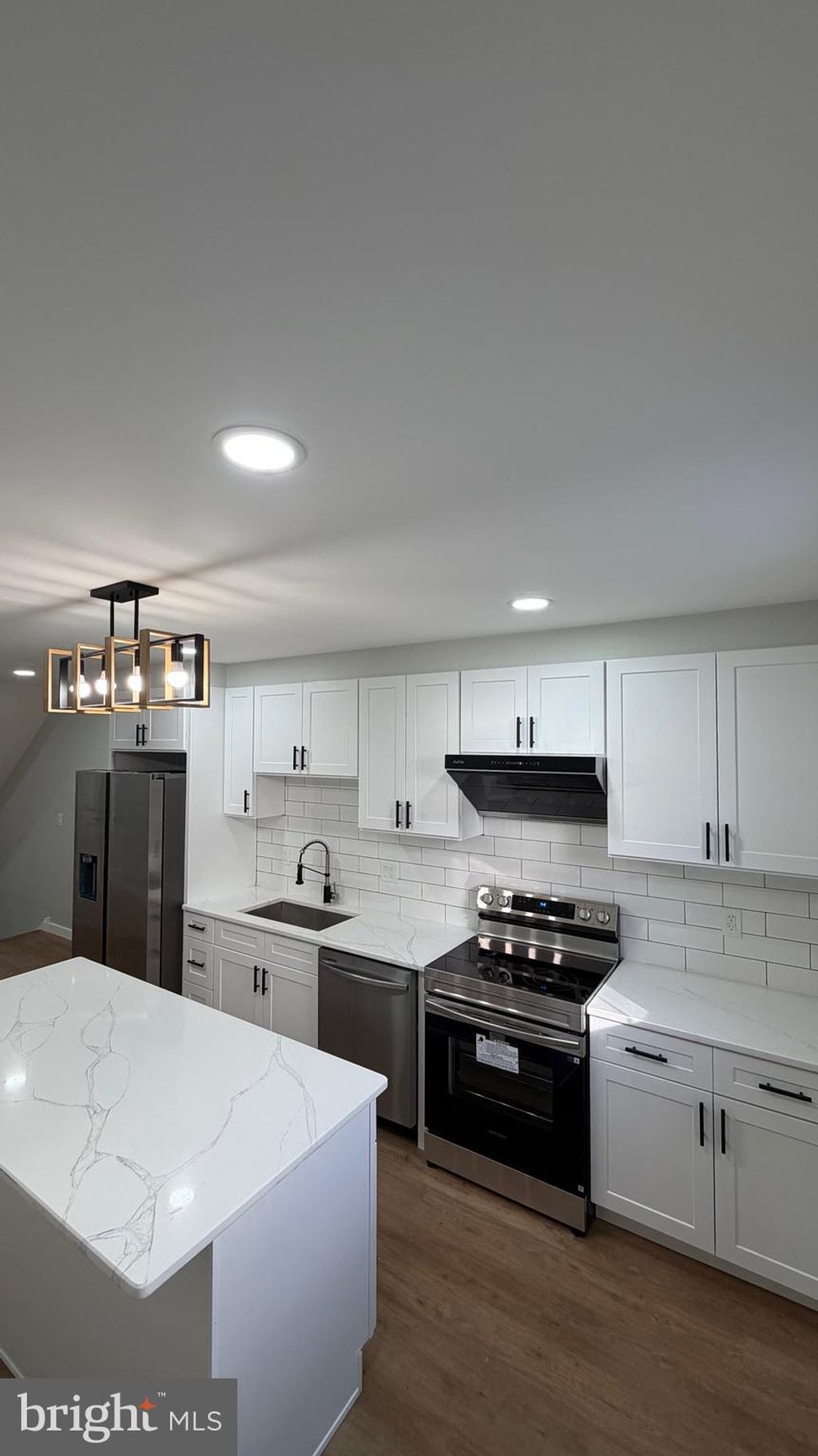 Photo of 819 Jackson Street, PHILADELPHIA, PA 19148 (MLS # PAPH2568512)