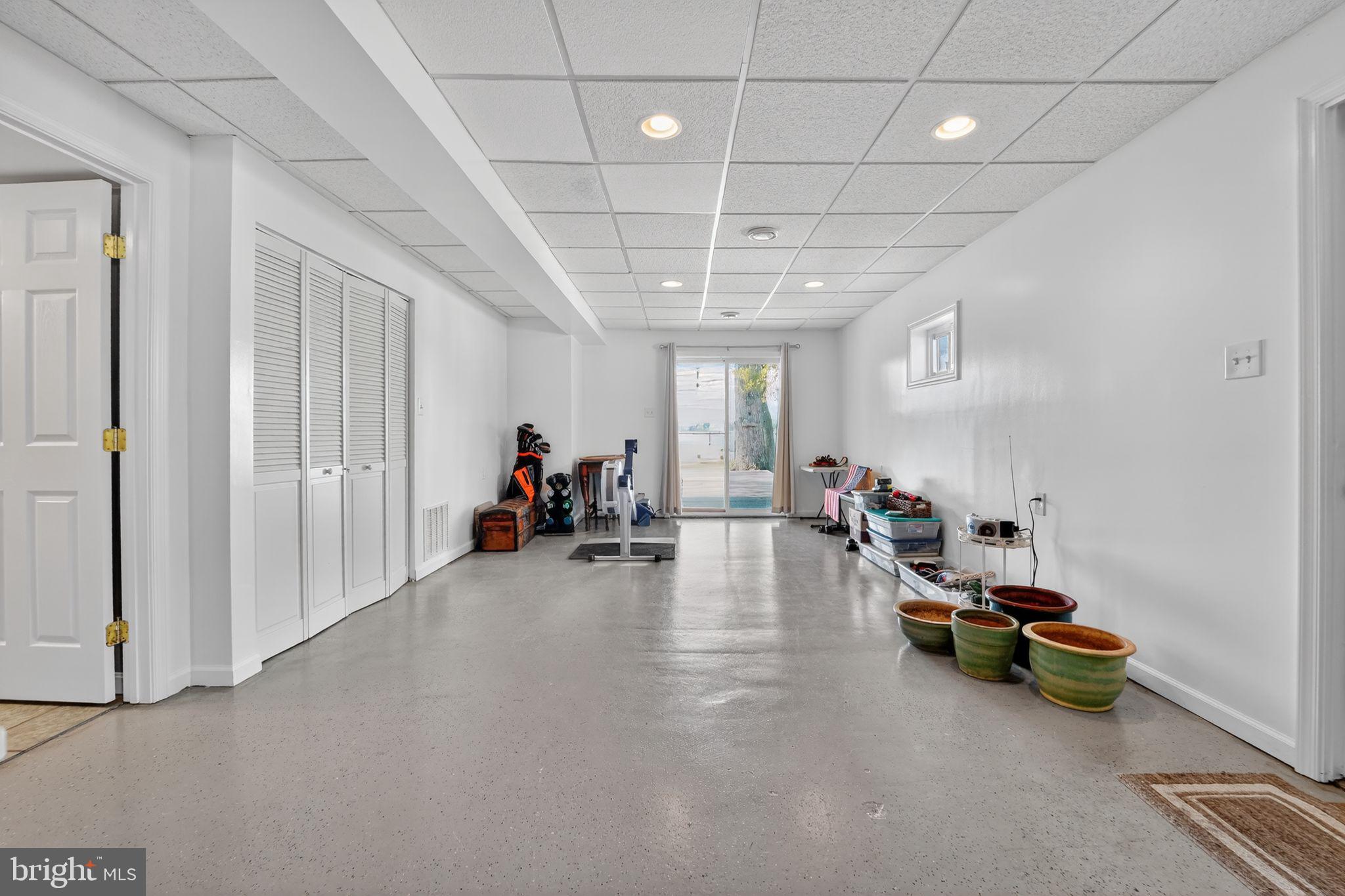 BOWLEYS QUARTERS - Residential