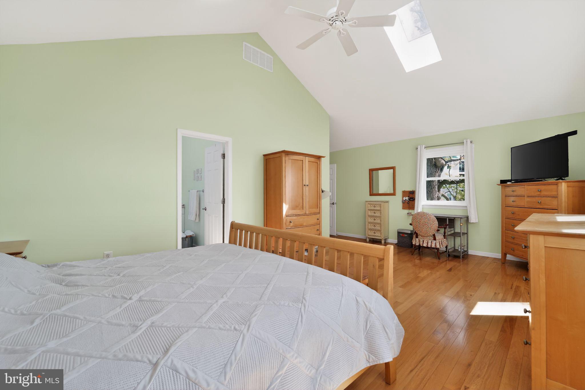 BOWLEYS QUARTERS - Residential