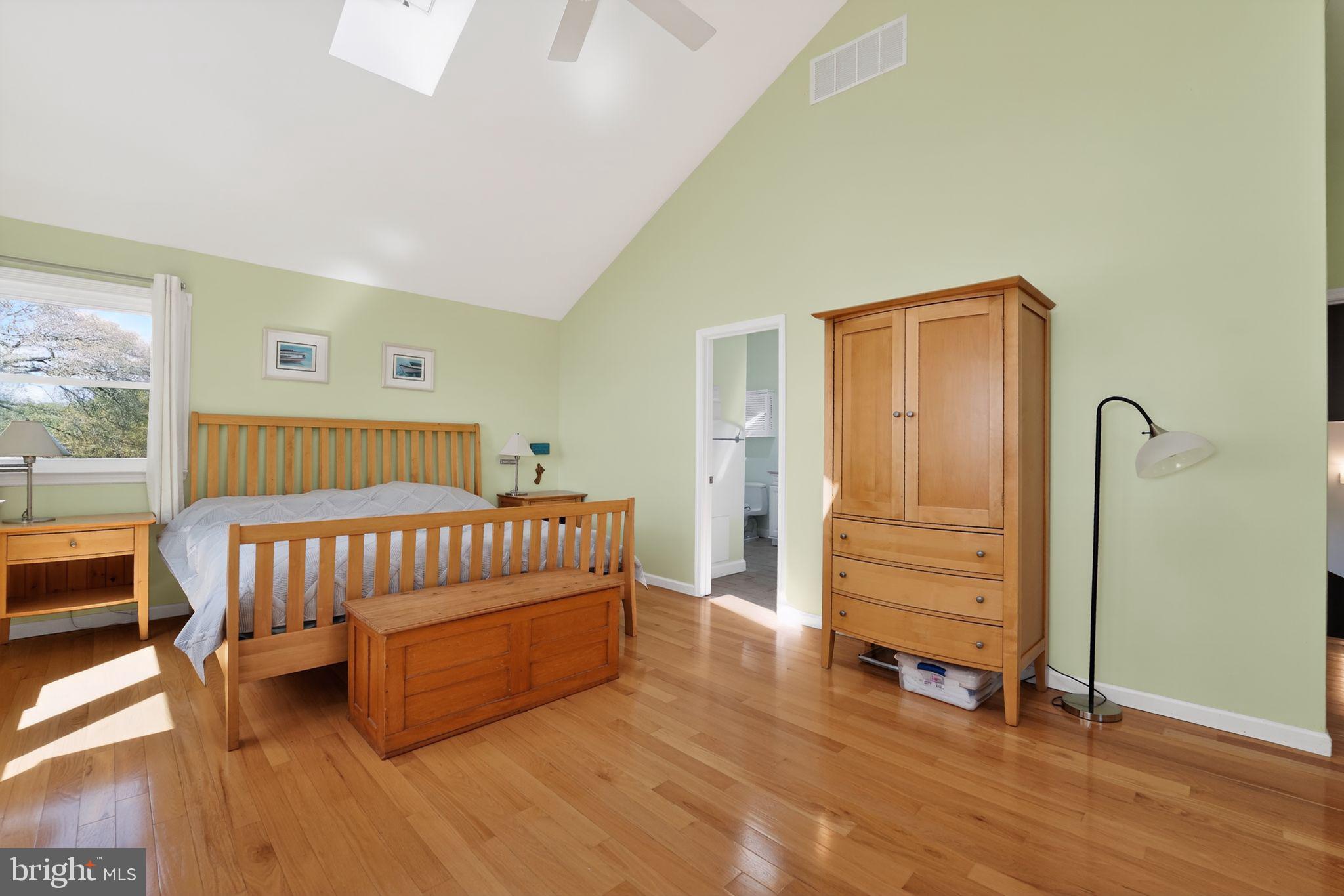 BOWLEYS QUARTERS - Residential