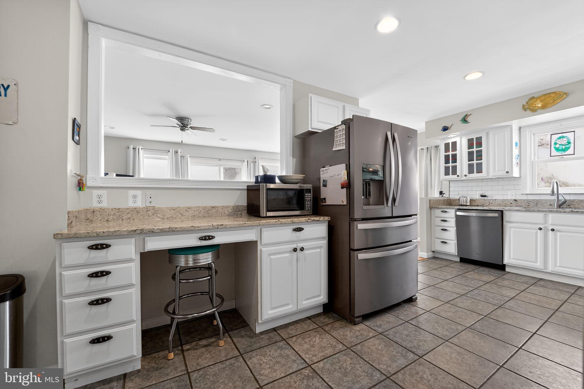 BOWLEYS QUARTERS - Residential