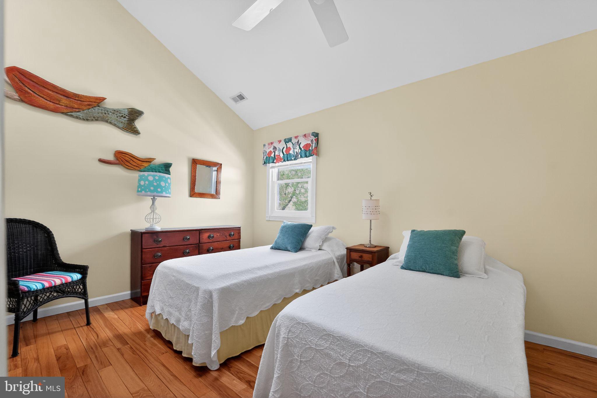 BOWLEYS QUARTERS - Residential