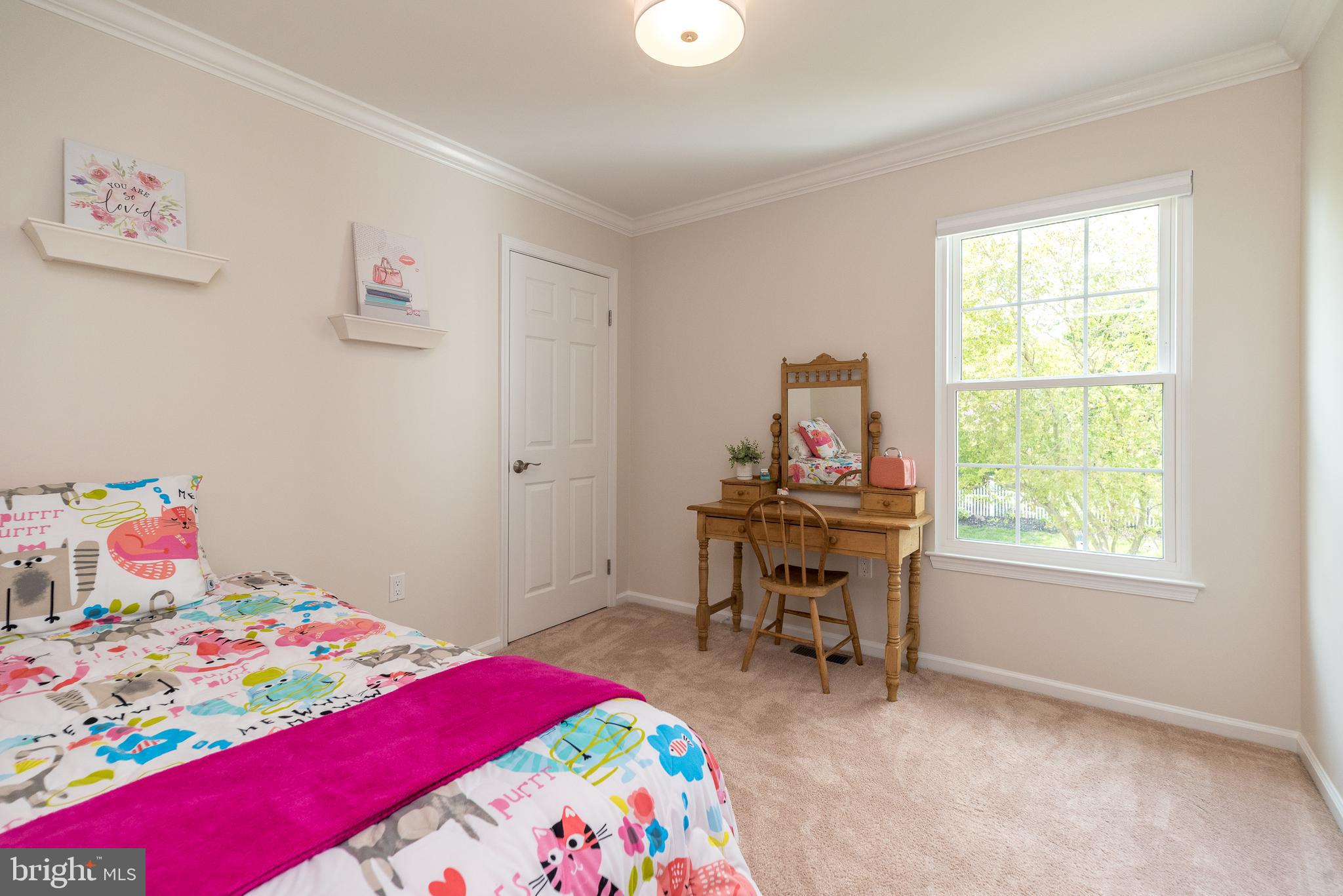 BUCKINGHAM SQ - Residential