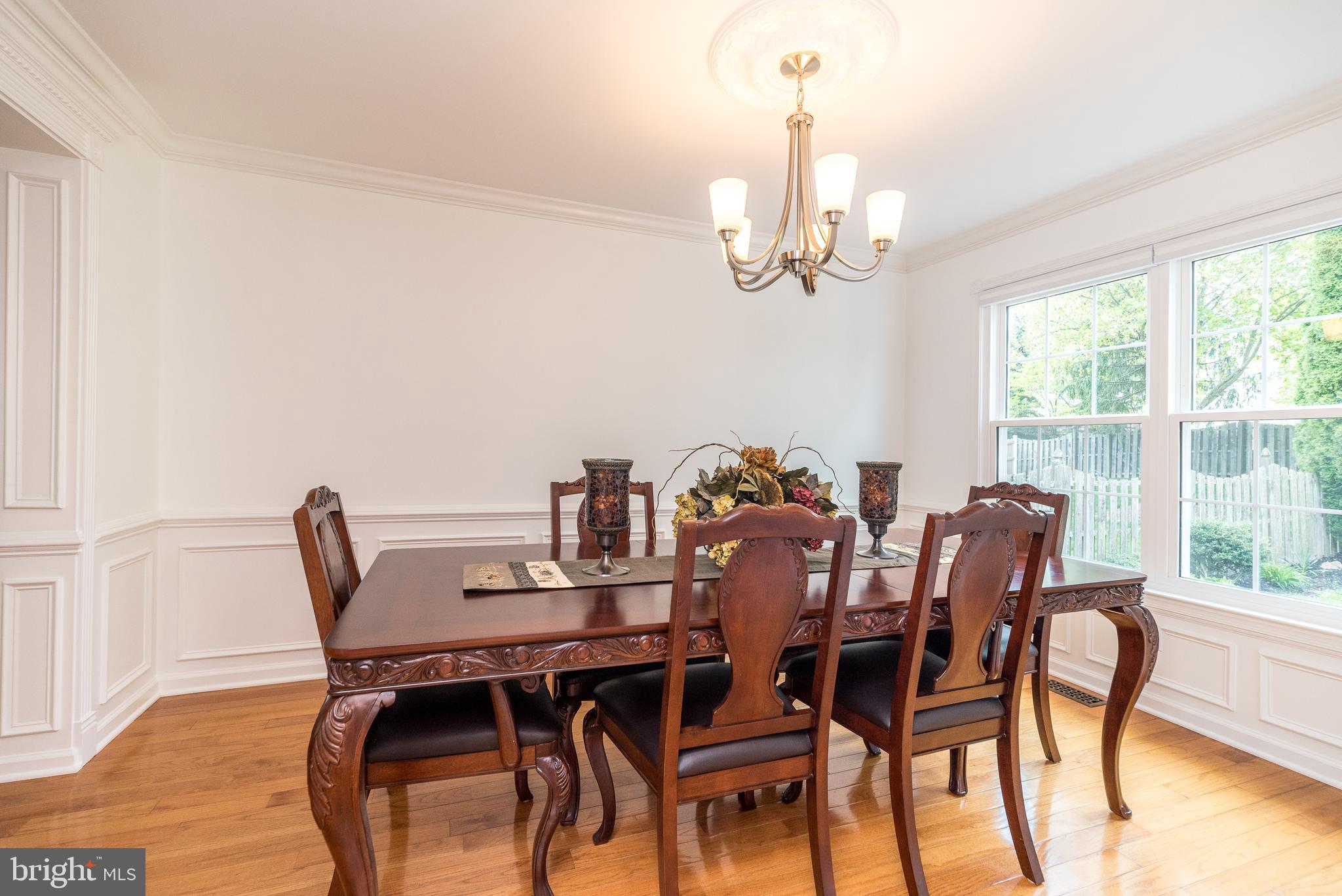 BUCKINGHAM SQ - Residential