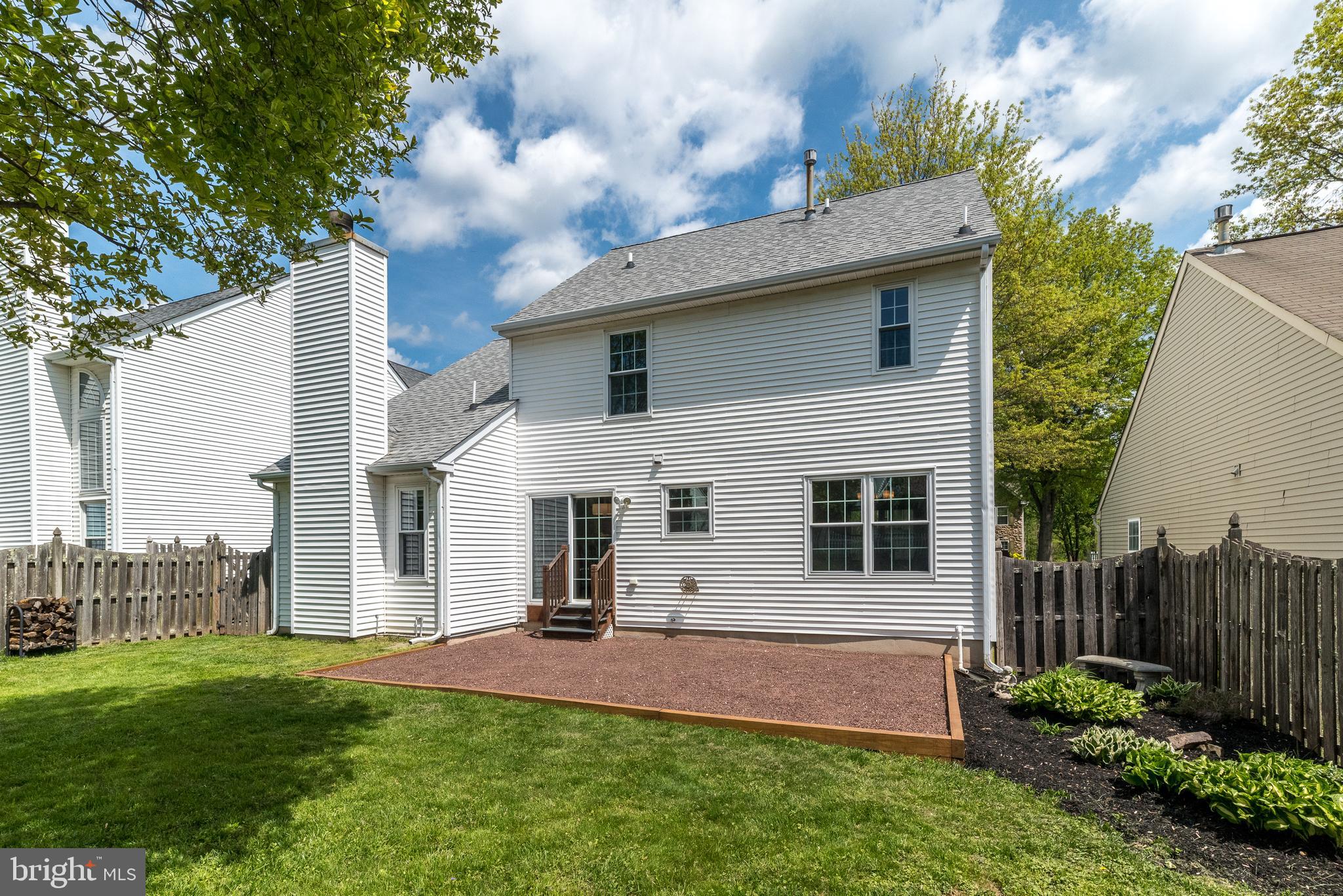 BUCKINGHAM SQ - Residential